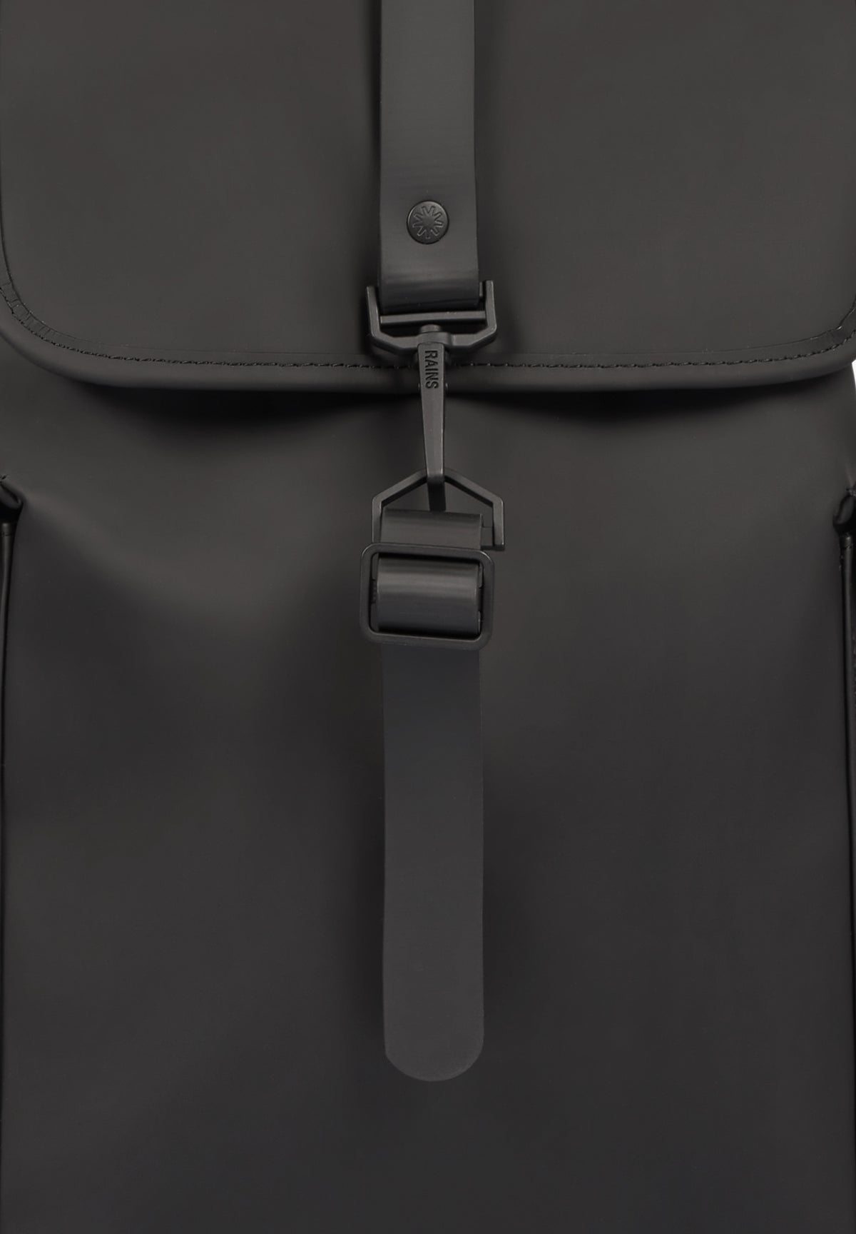 RAINS | MOCHILA RUCKSACK CARGO