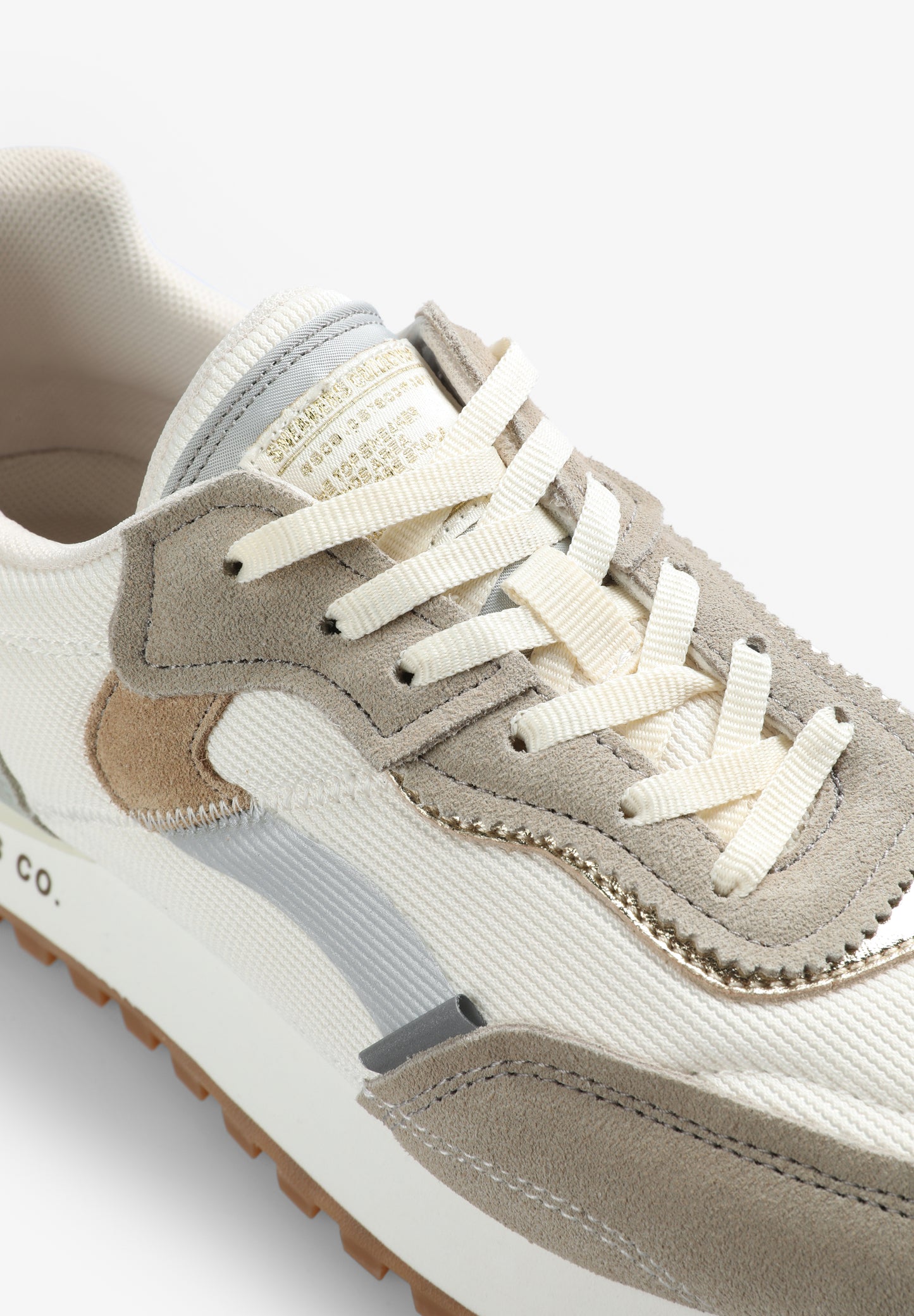 SNEAKERS ALTAS DETALLES SERRAJE