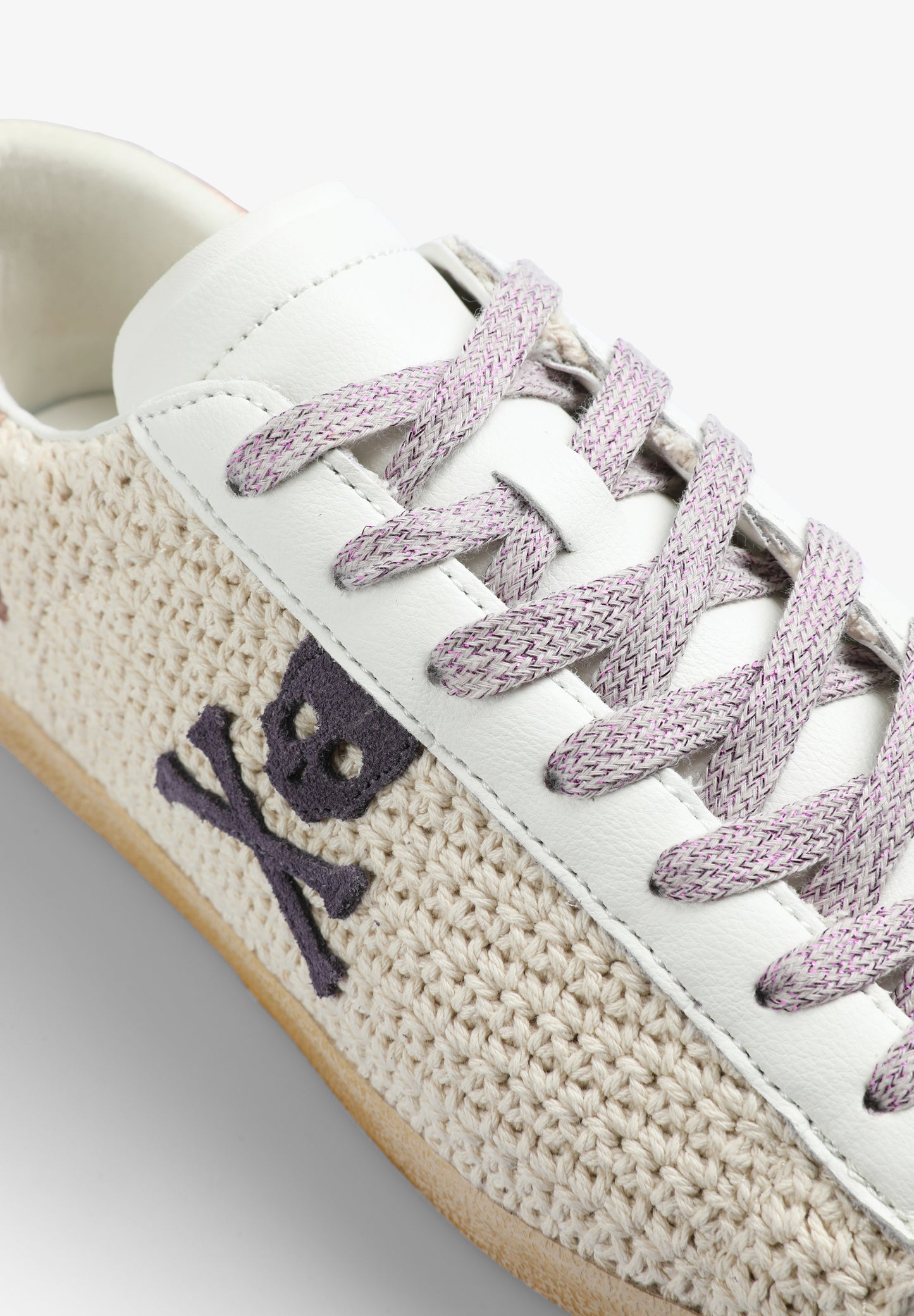 SNEAKERS BAJAS CROCHET