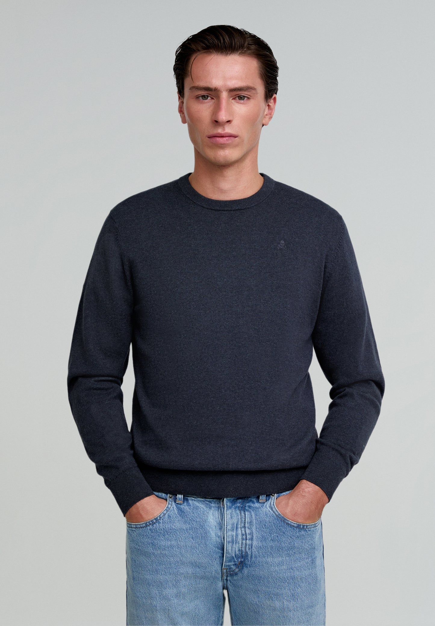 JERSEY BÁSICO CALAVERA