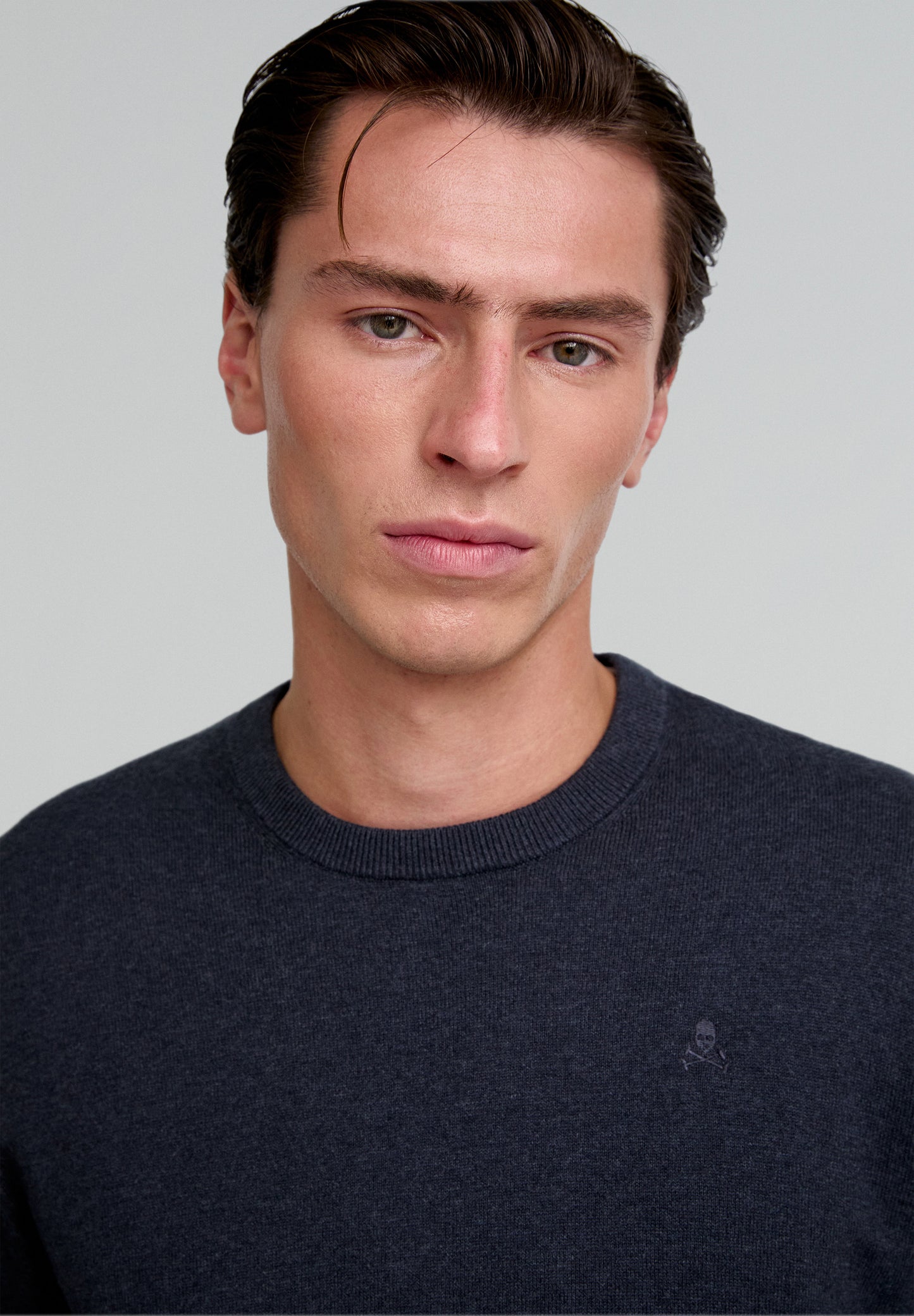 JERSEY BÁSICO CALAVERA