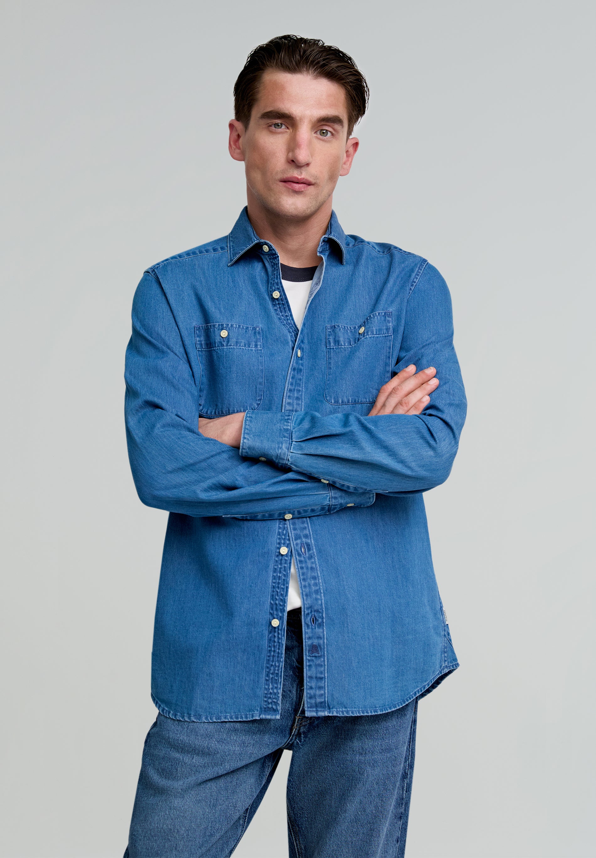 CAMISA DENIM BOLSILLOS