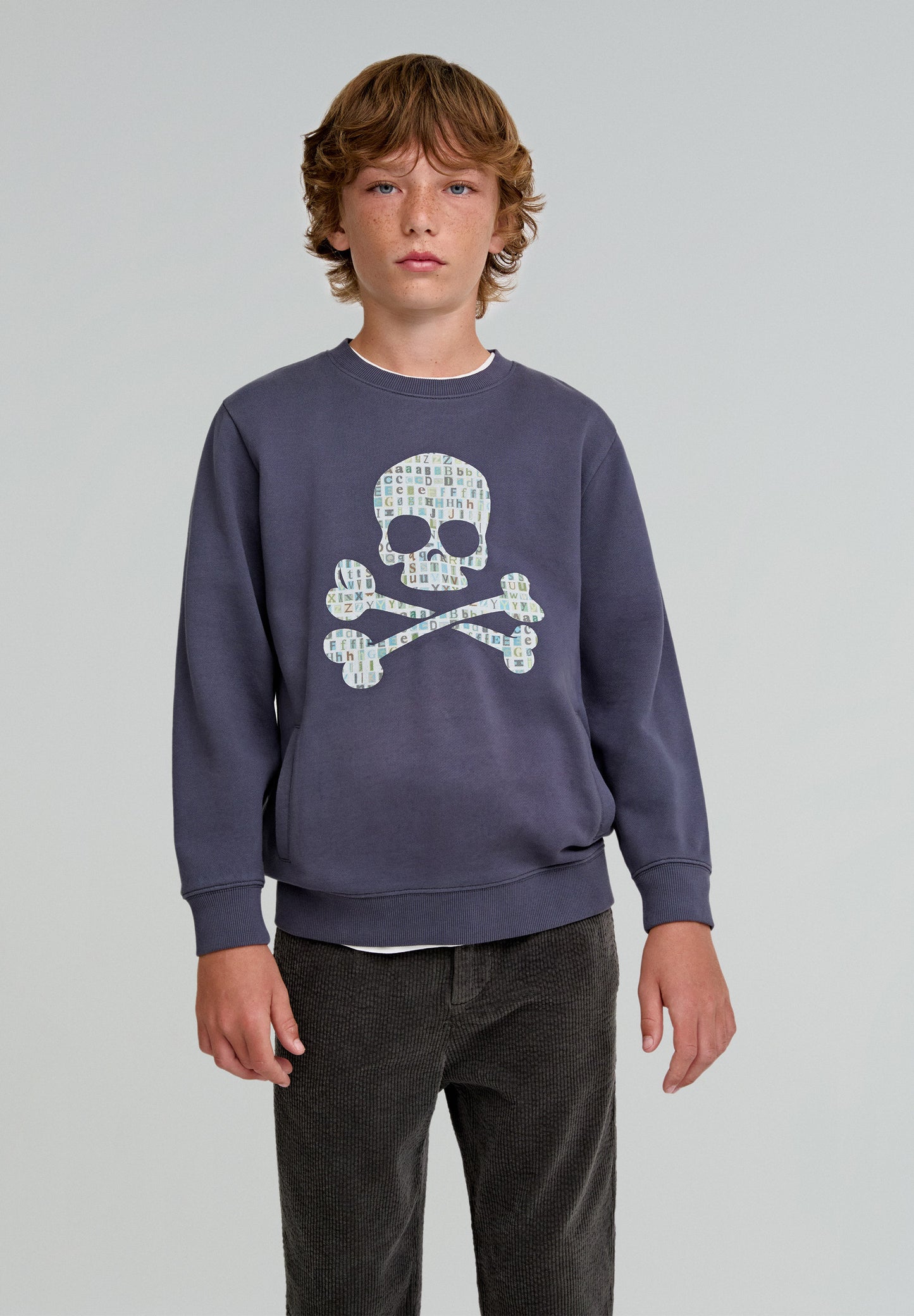 SUDADERA CALAVERA LETRAS