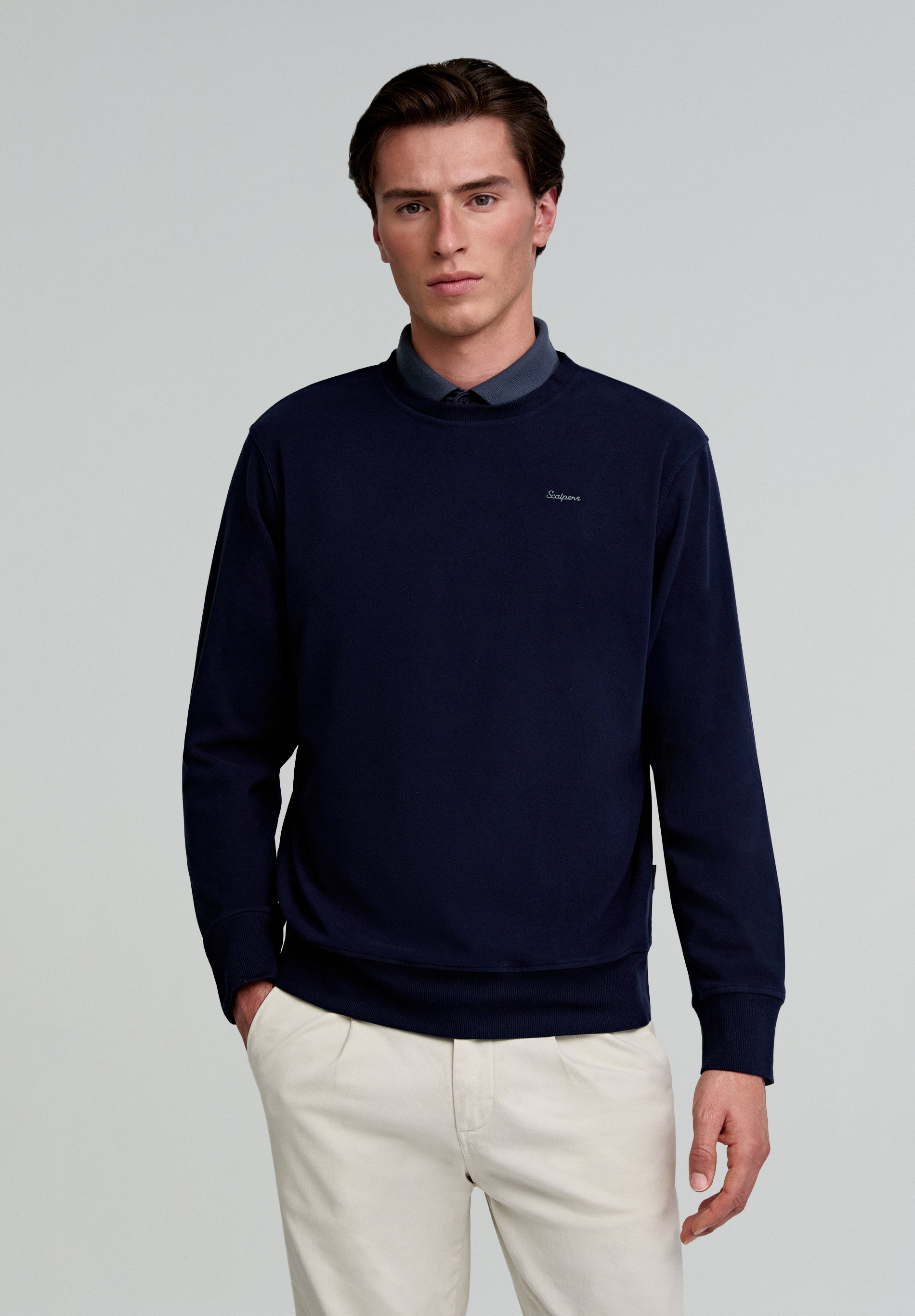 SUDADERA TÉCNICA DEPORTIVA ETIQUETA LOGO