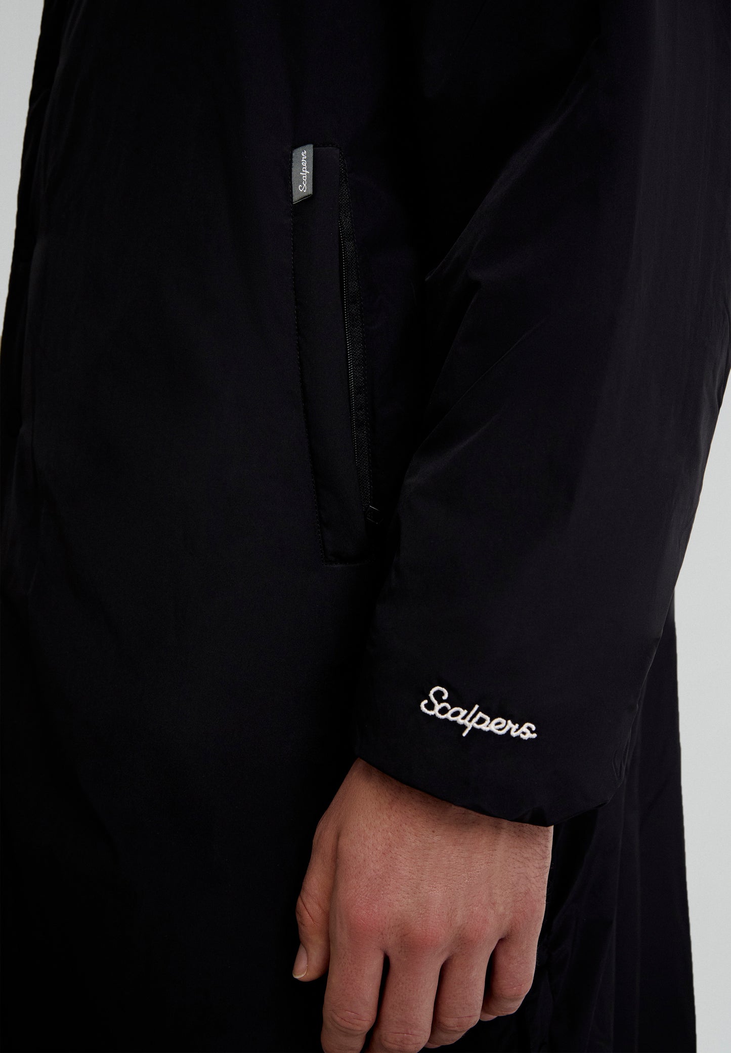 ABRIGO MAXI LARGO TÉCNICO