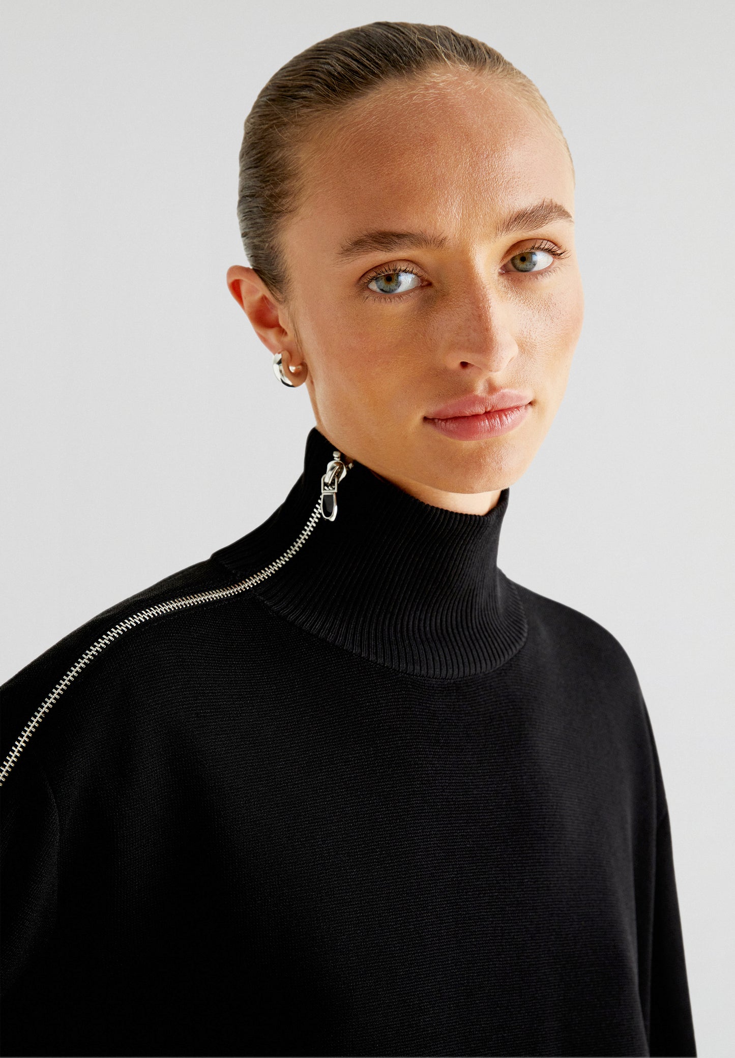 JERSEY ASIMÉTRICO CREMALLERA