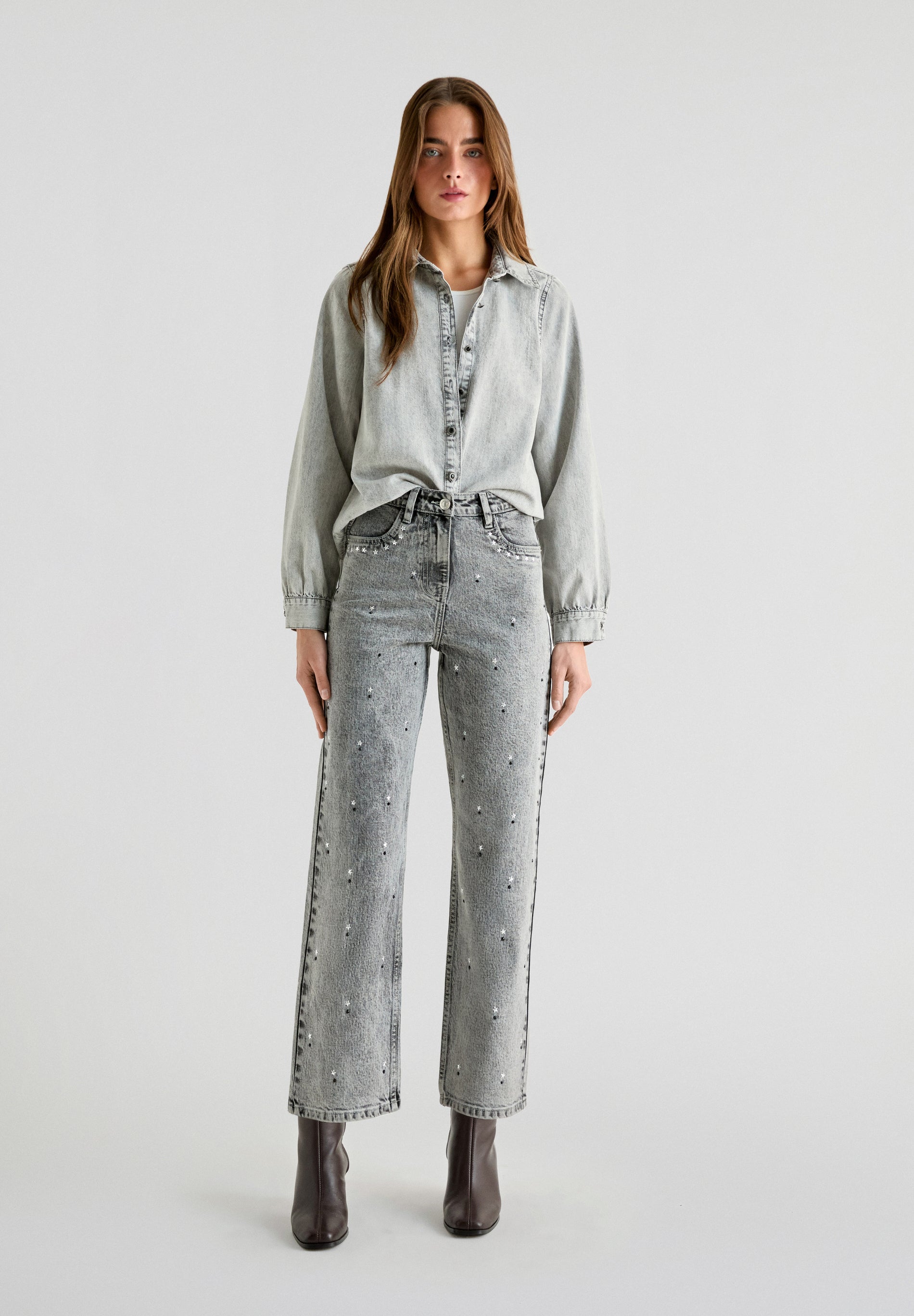 STAR STUDS DENIM PANT