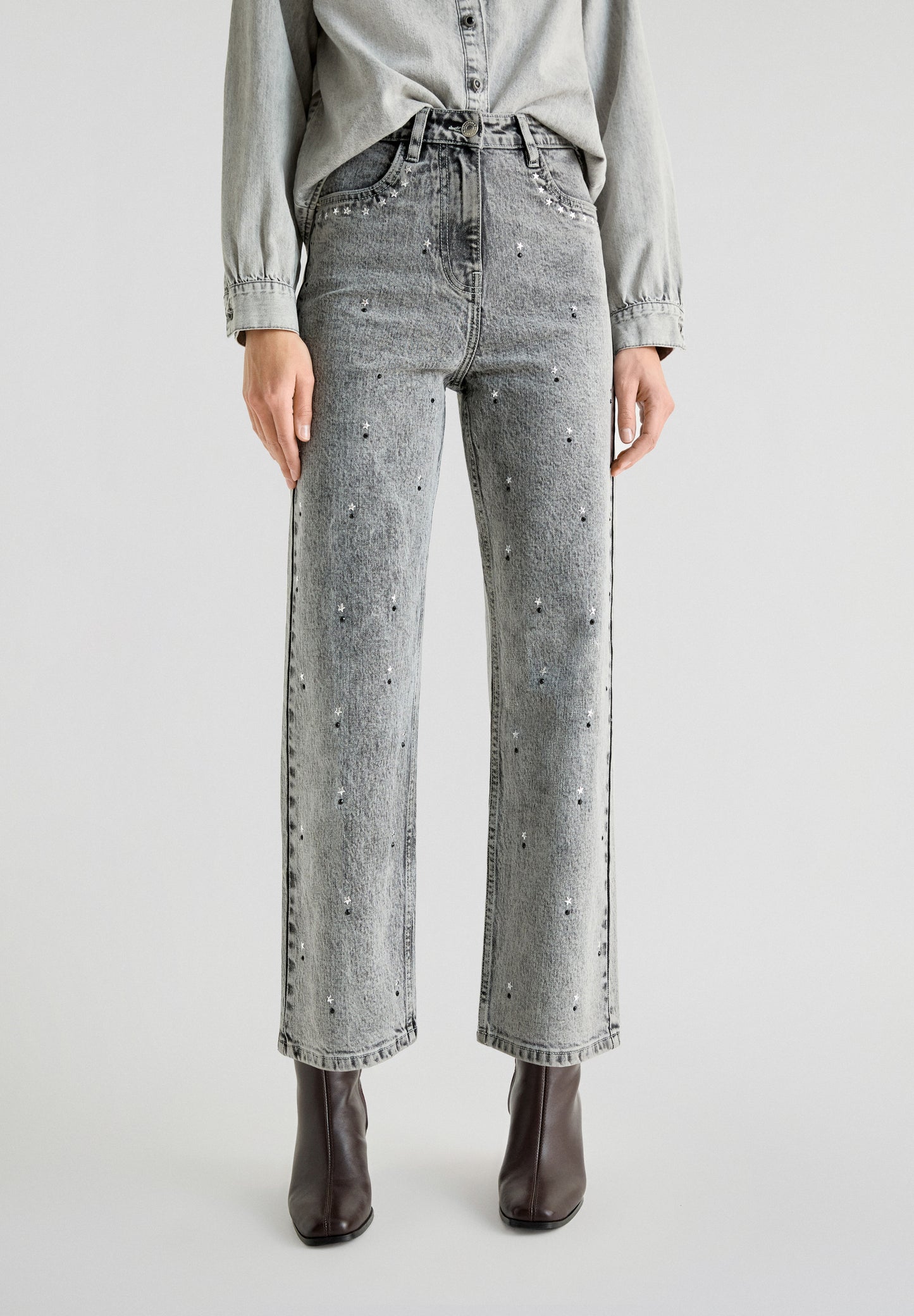 STAR STUDS DENIM PANT