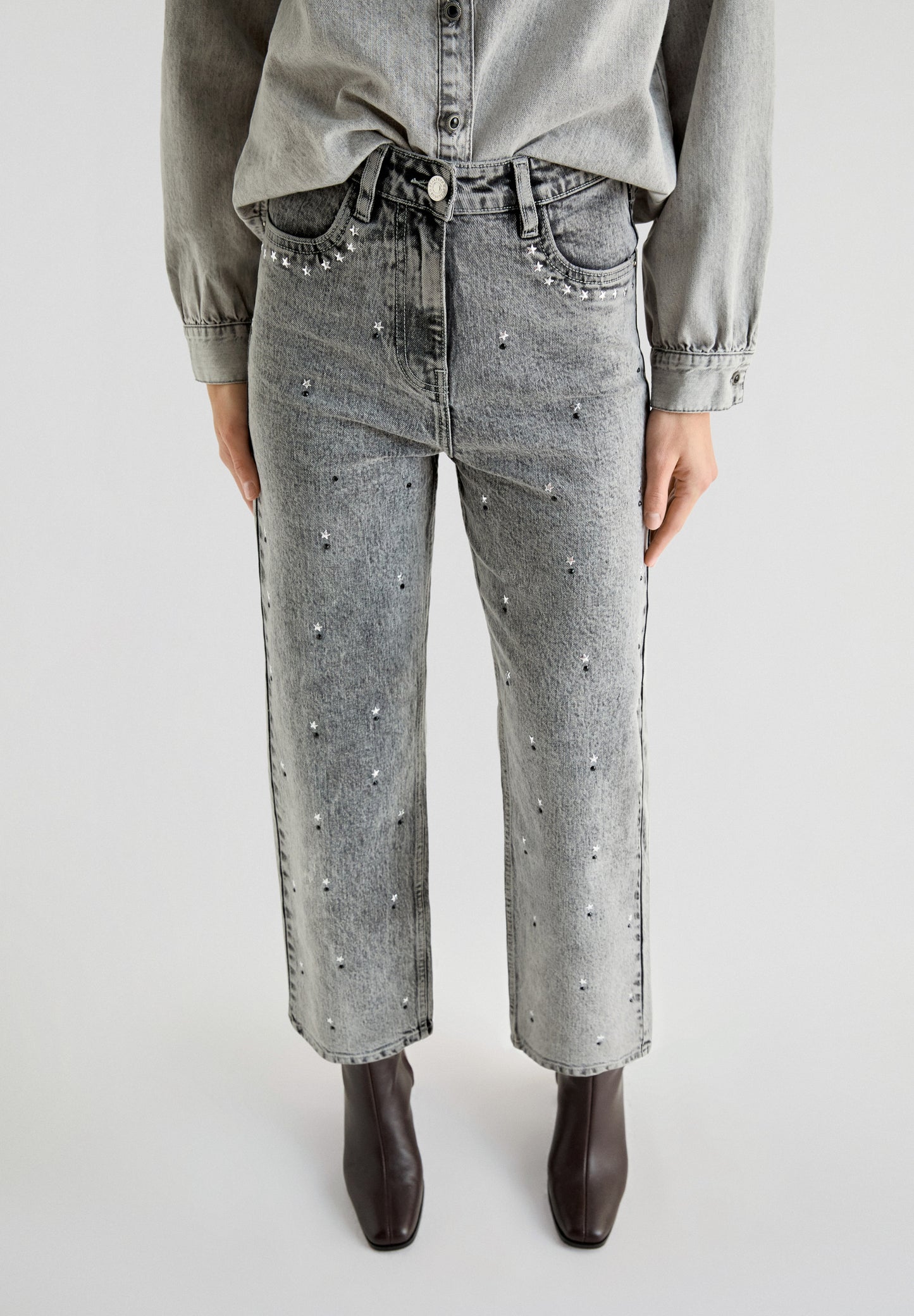 STAR STUDS DENIM PANT