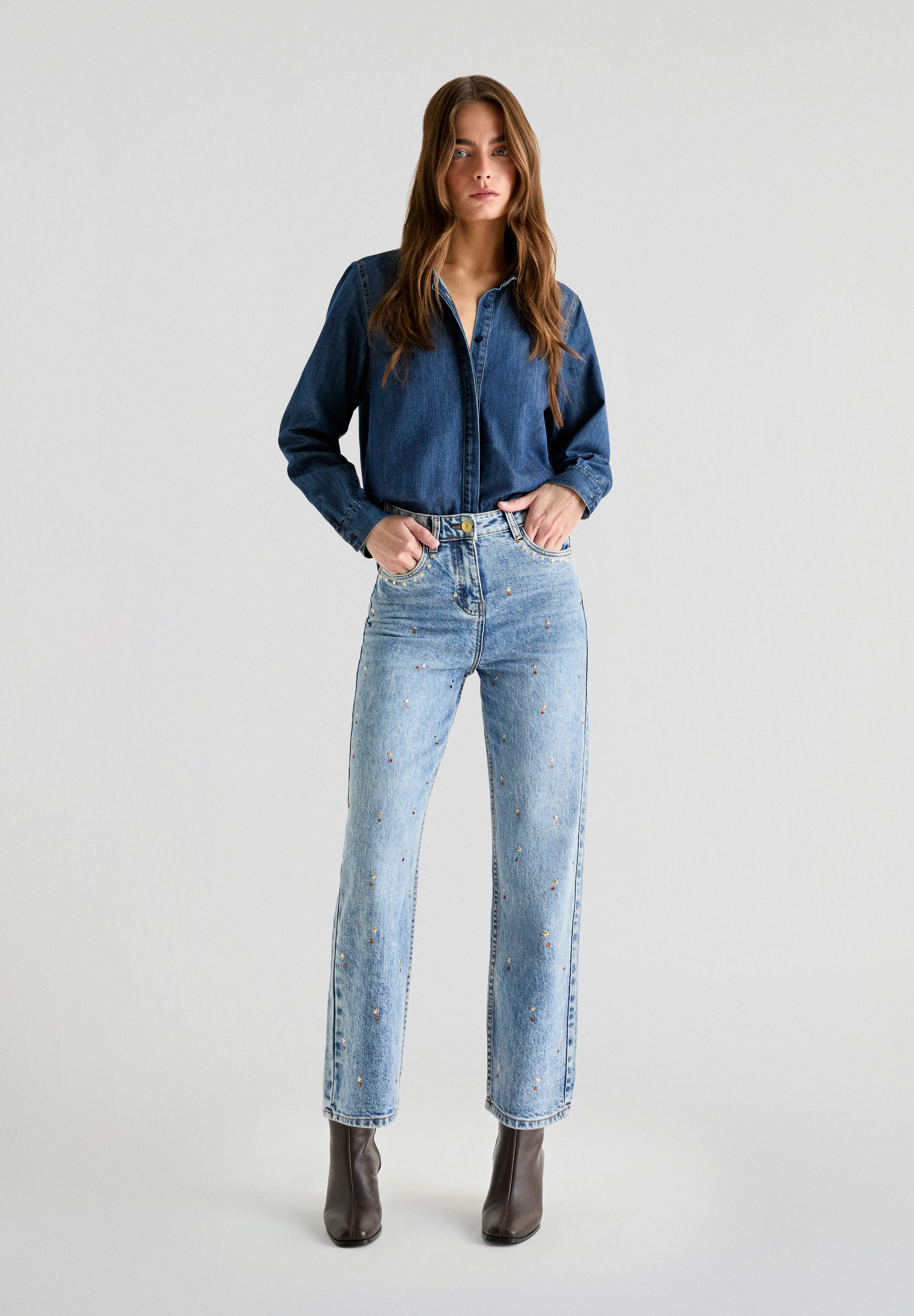 STAR STUDS DENIM PANT
