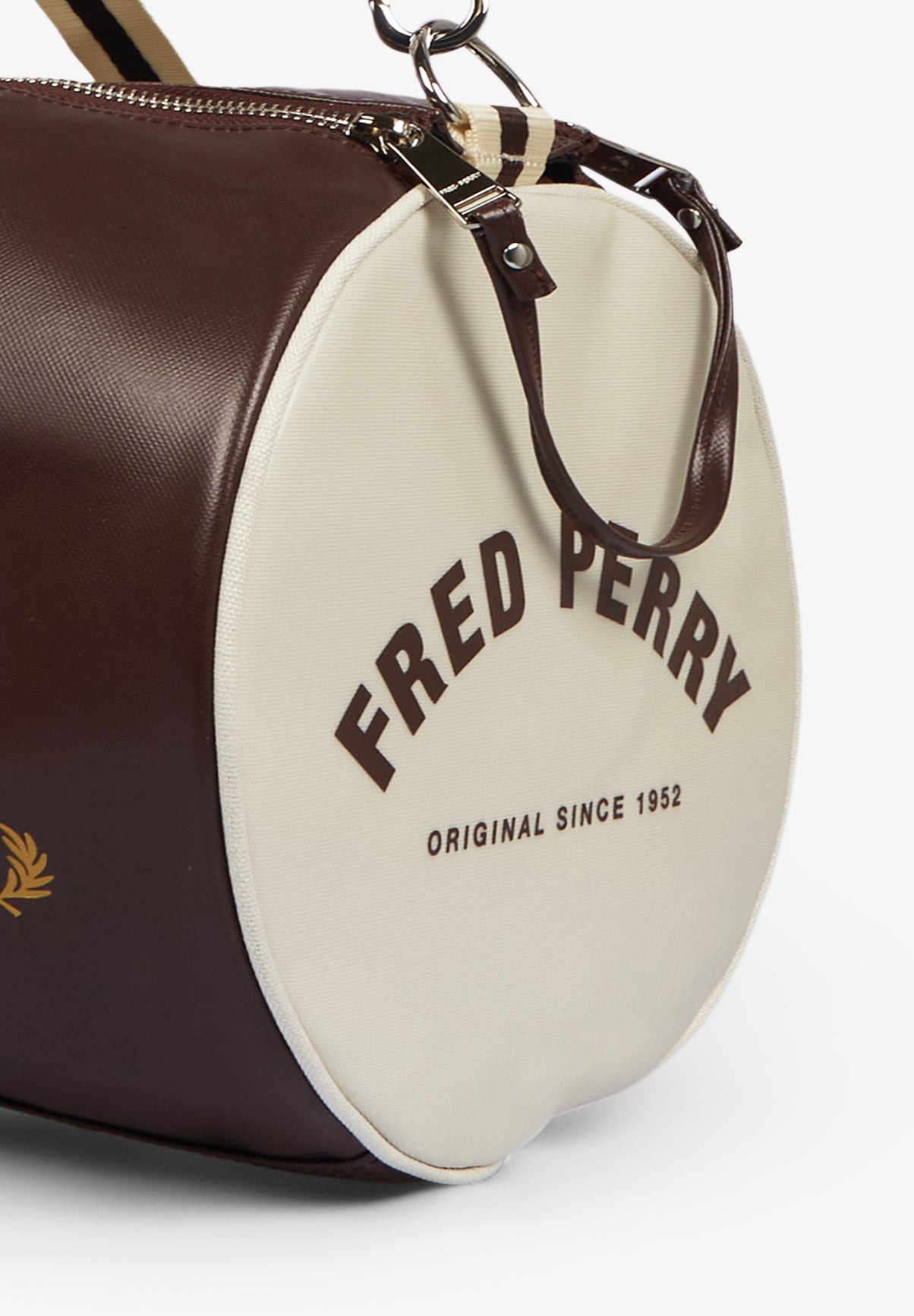 FRED PERRY | BOLSA CLÁSICA DE DEPORTE