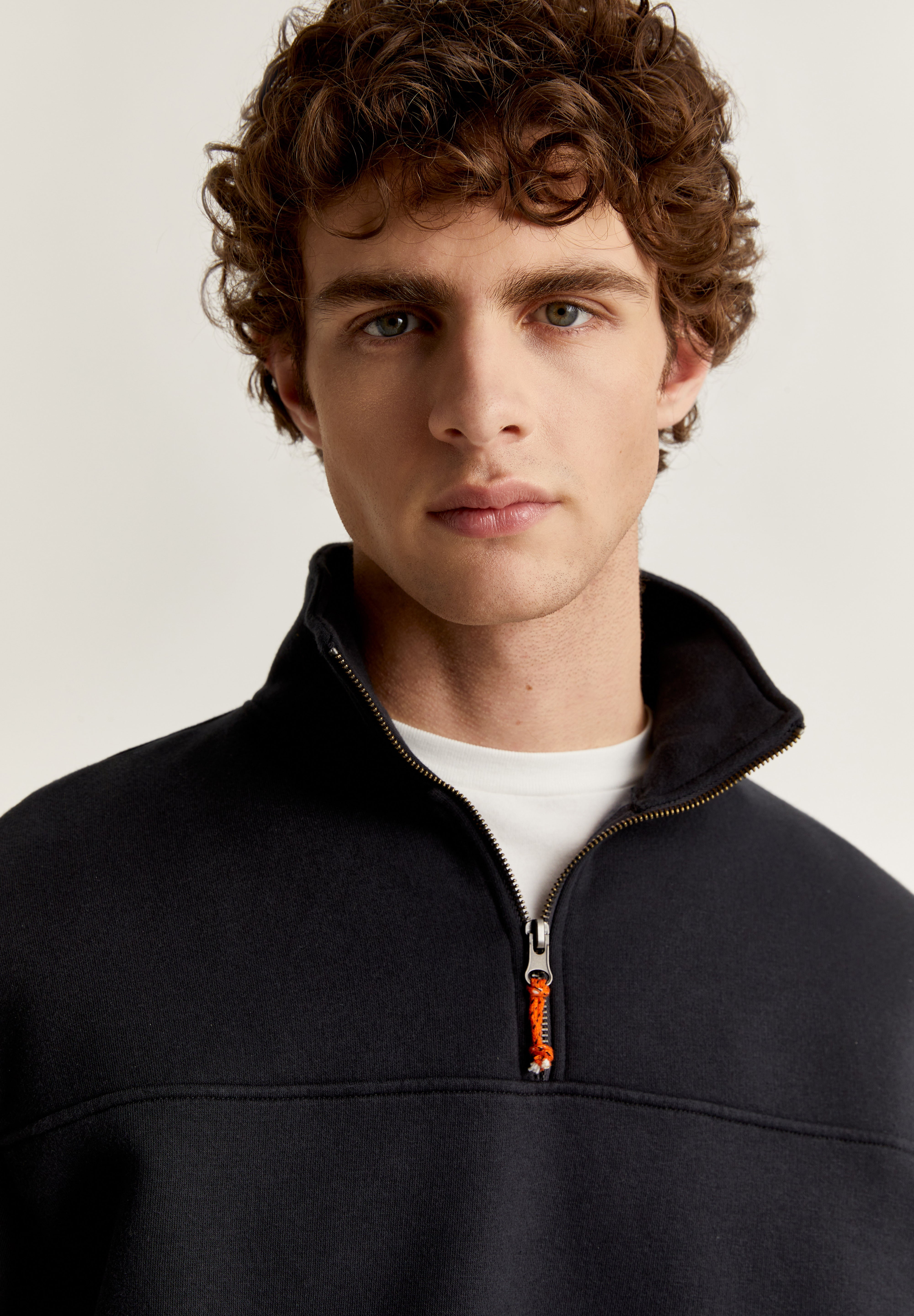 DEEPLY | SUDADERA MEDIA CREMALLERA - Scalpers