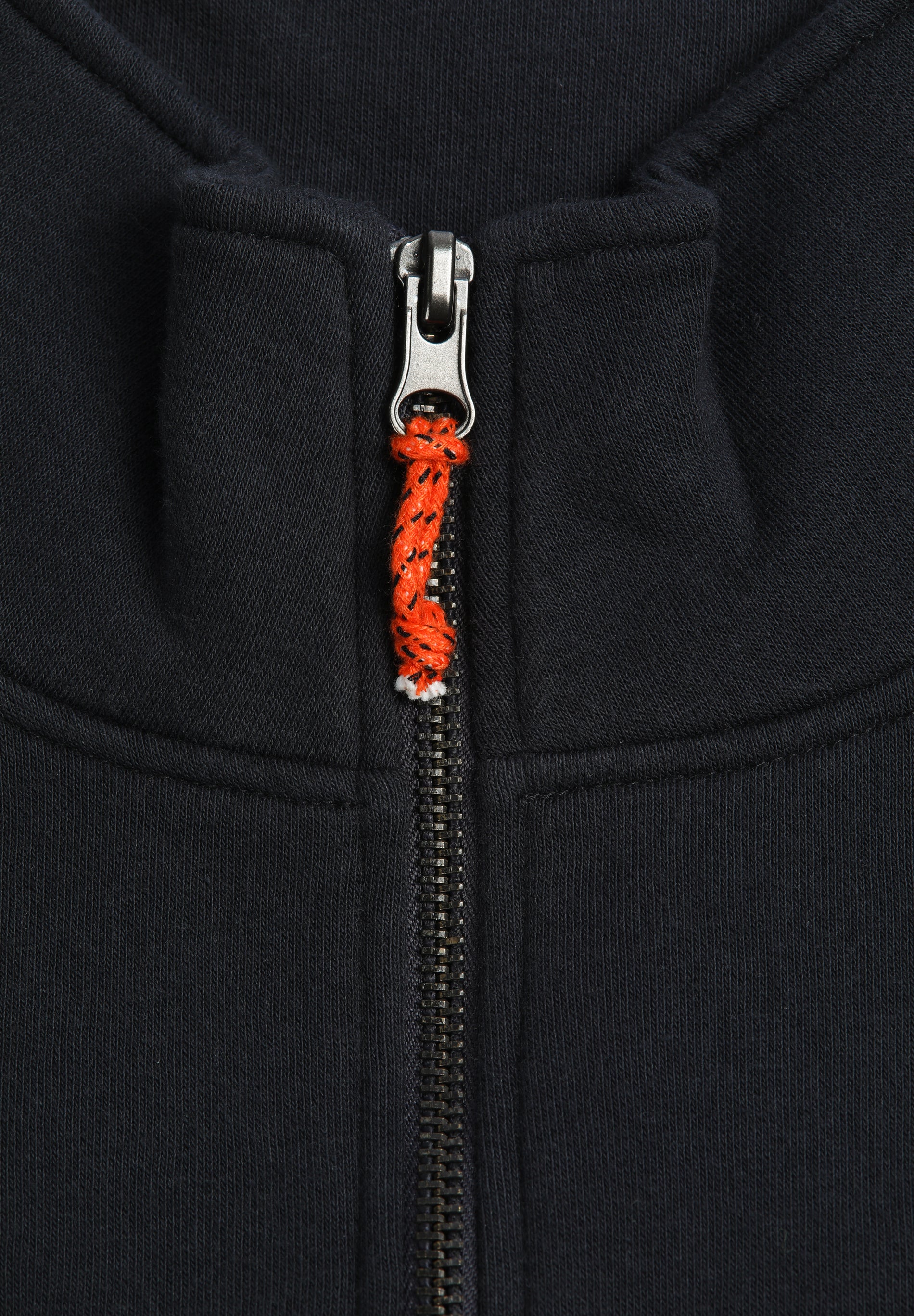 DEEPLY | SUDADERA MEDIA CREMALLERA - Scalpers