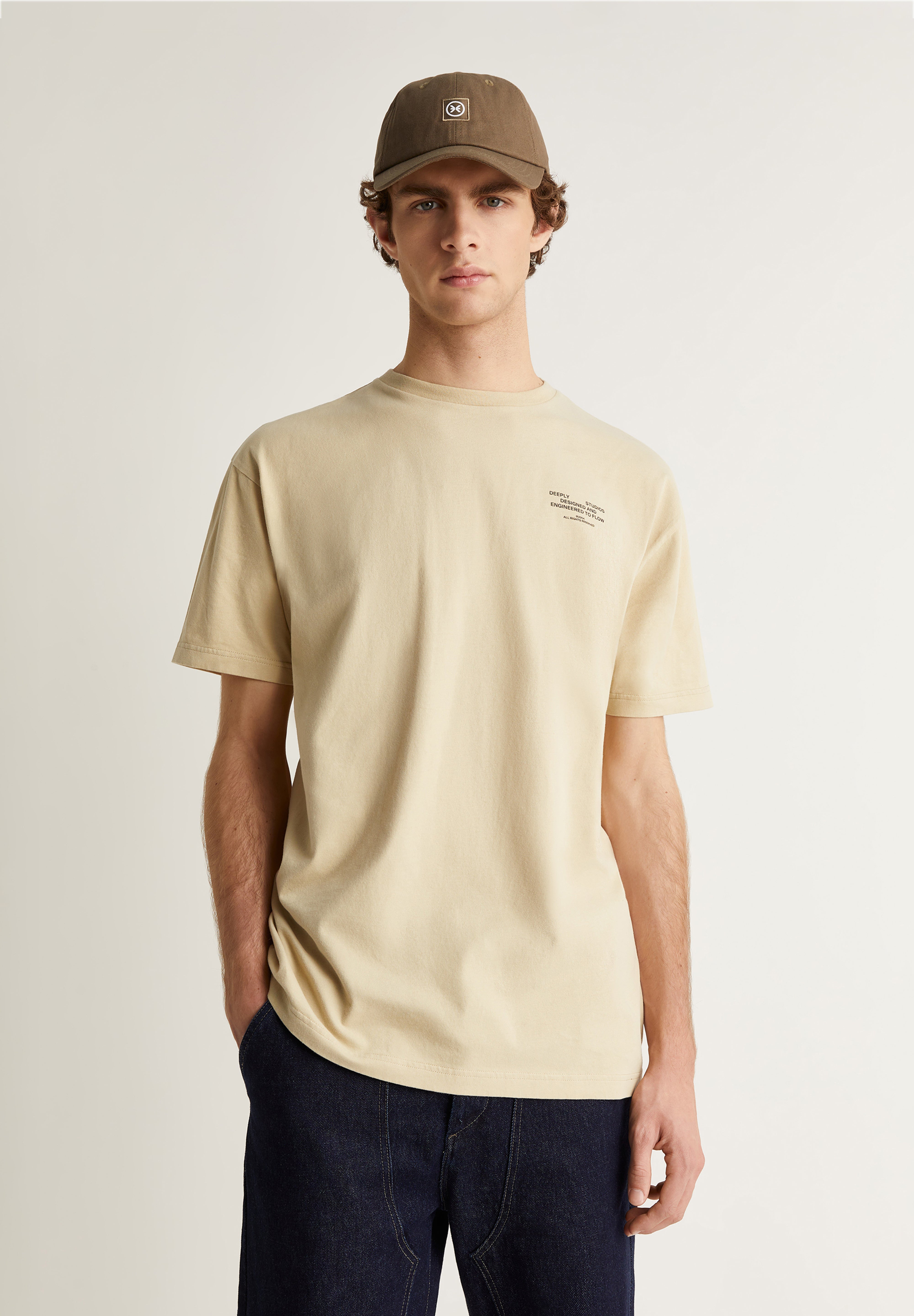 DEEPLY | CAMISETA GRÁFICO TRASERO - Scalpers