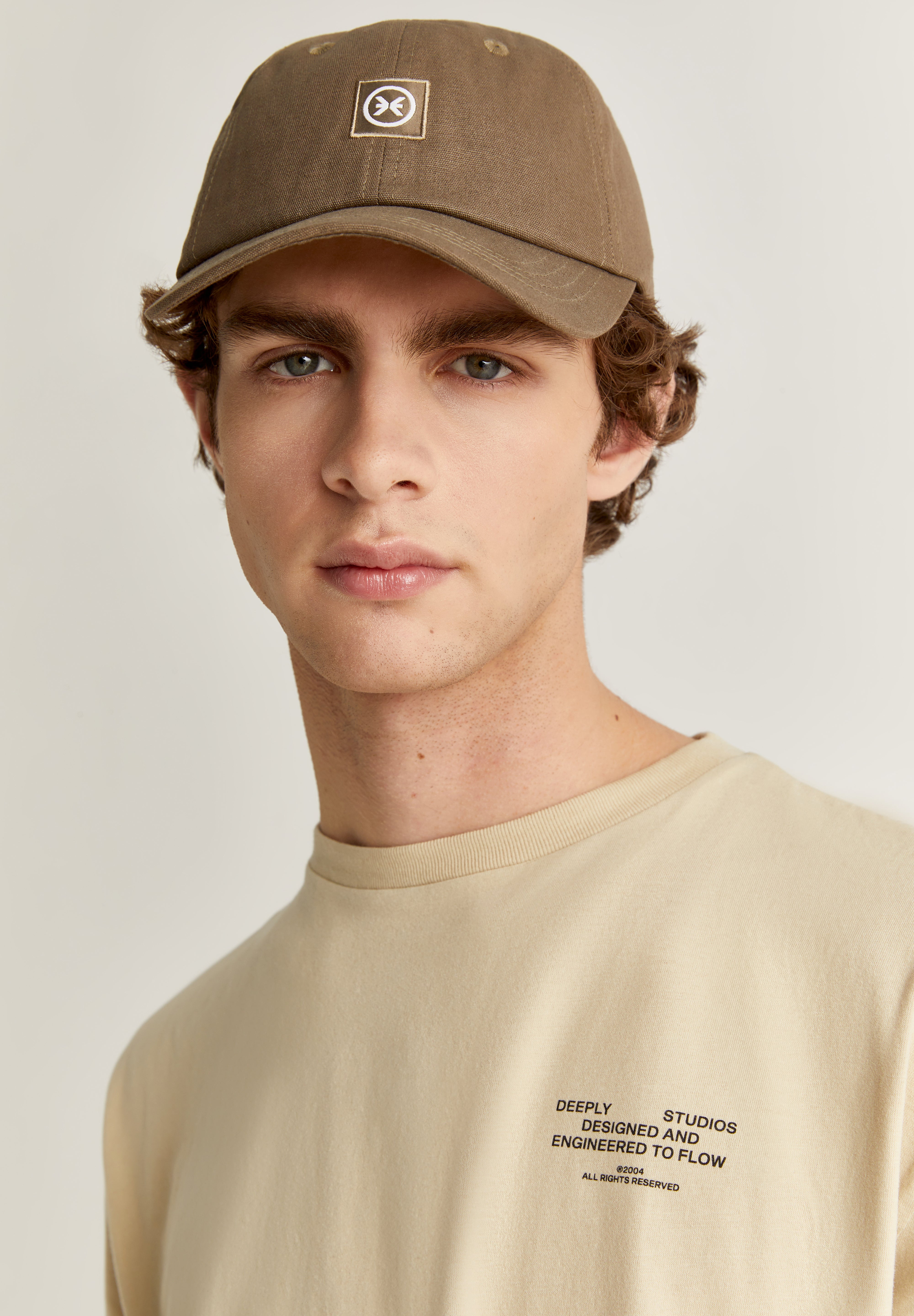 DEEPLY | CAMISETA GRÁFICO TRASERO - Scalpers