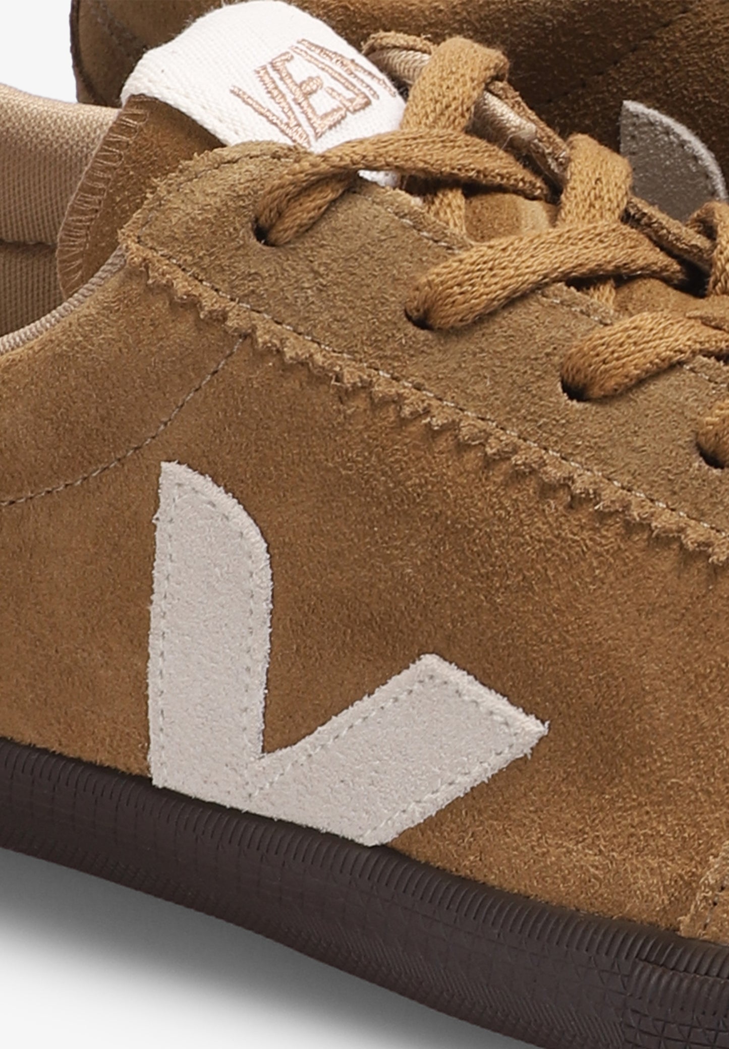 VEJA | SNEAKERS VOLLEY HOMBRE