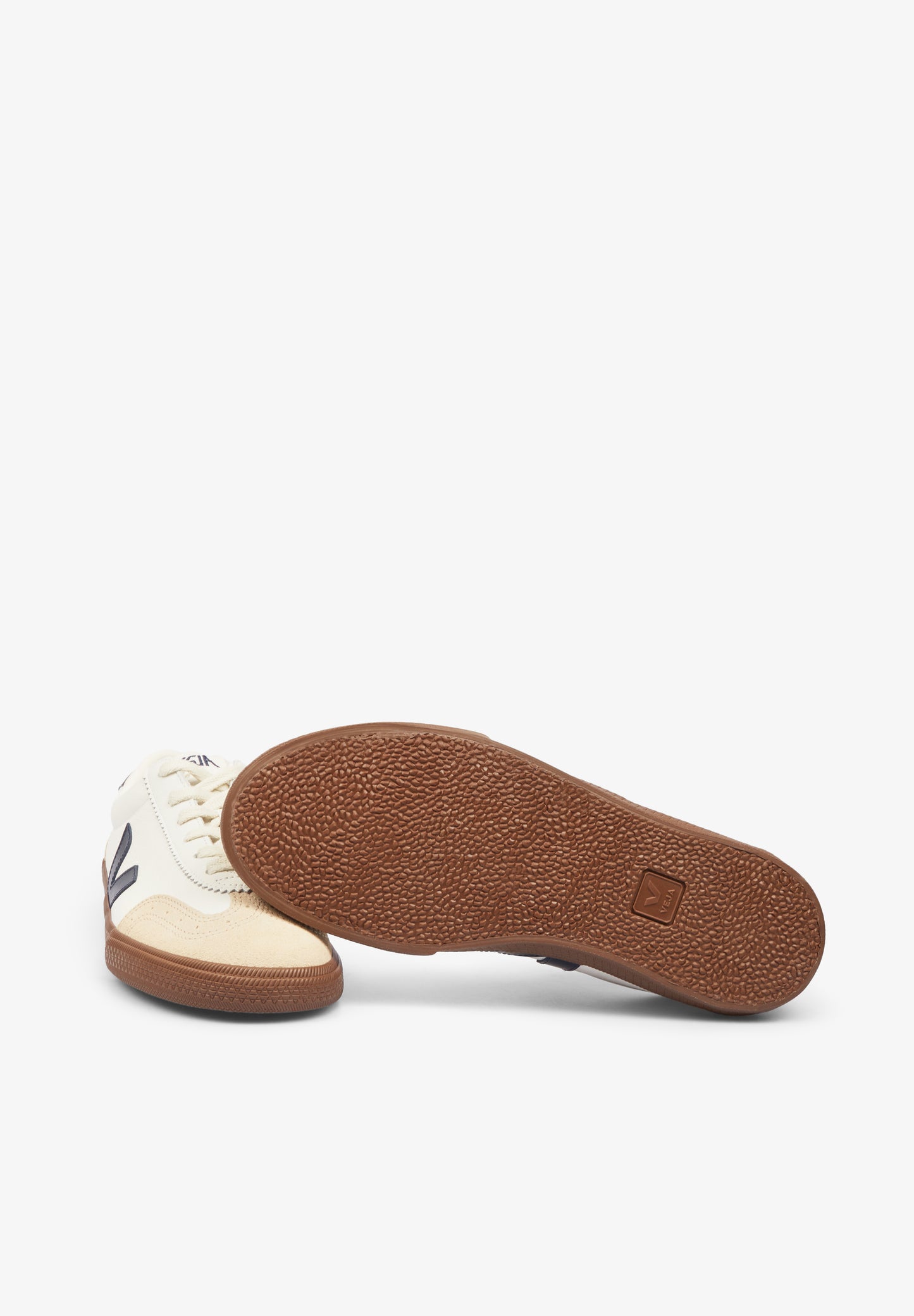 VEJA | SNEAKERS VOLLEY HOMBRE