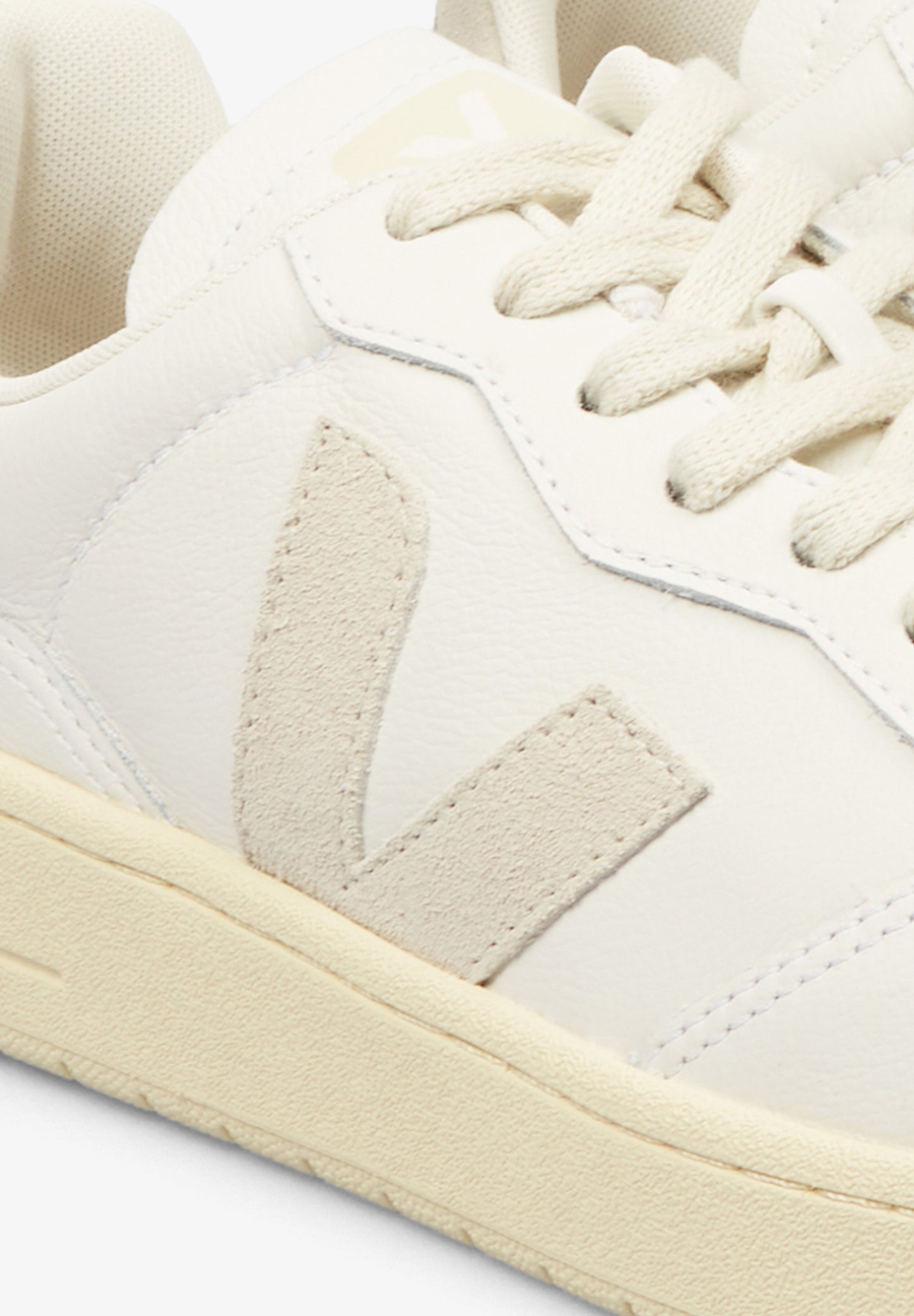 VEJA | SNEAKERS V-90 MUJER