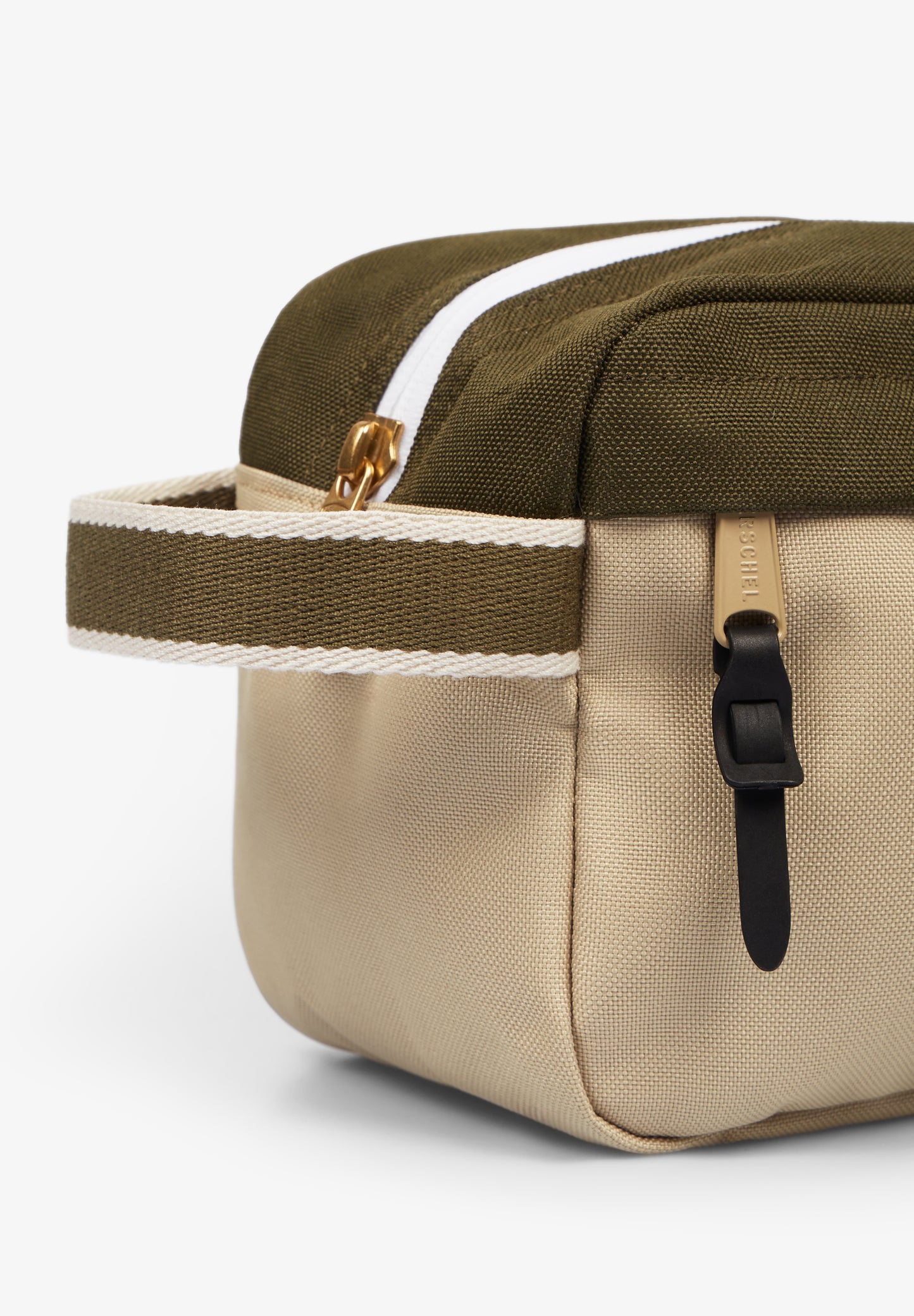 HERSCHEL SUPPLY | NECESER CHAPTER TRAVEL KIT