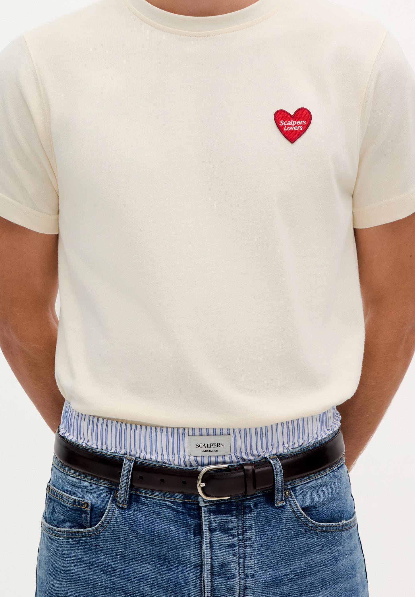 CAMISETA PRINT FRONTAL LOVE