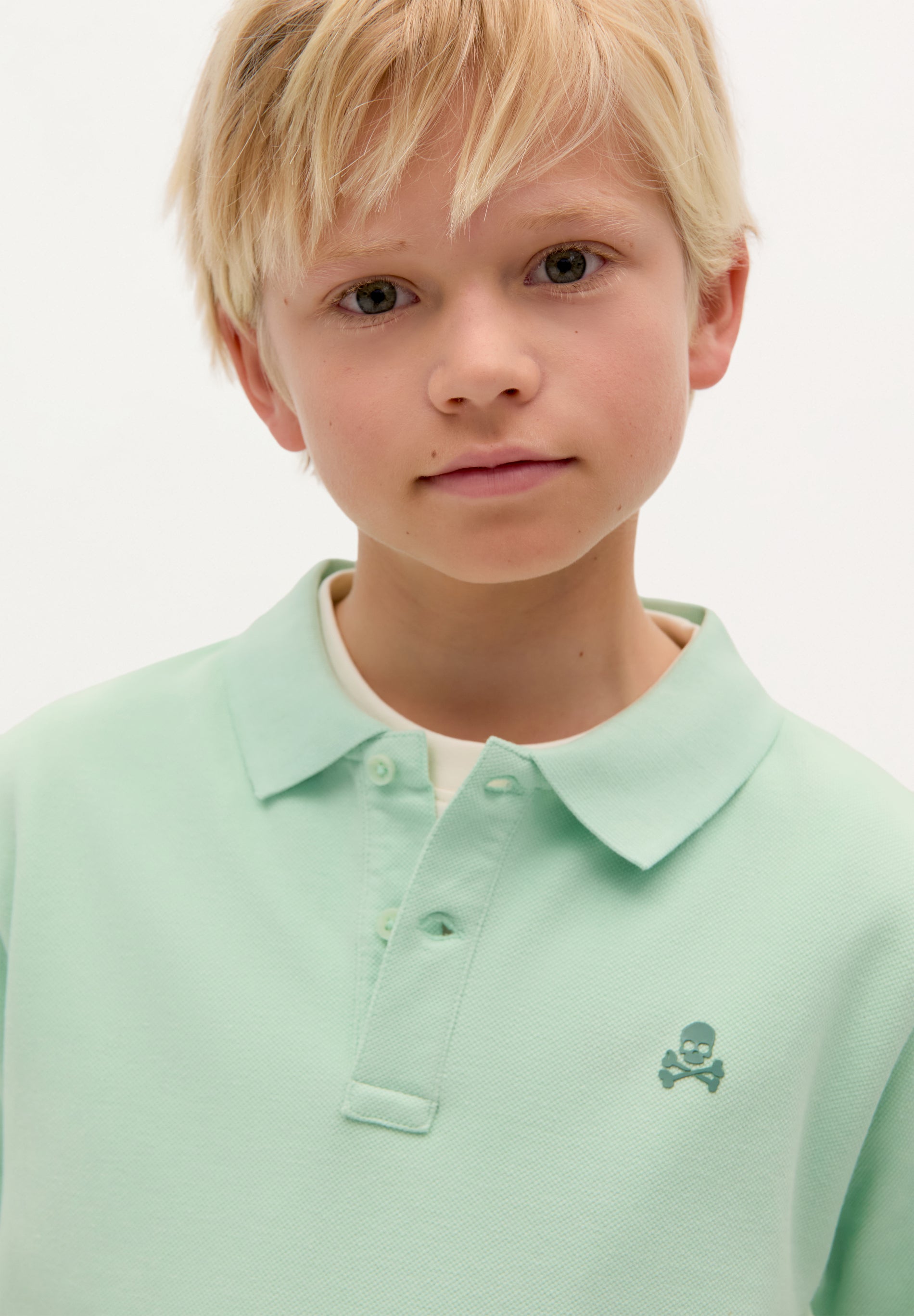 POLO BÁSICO CALAVERA