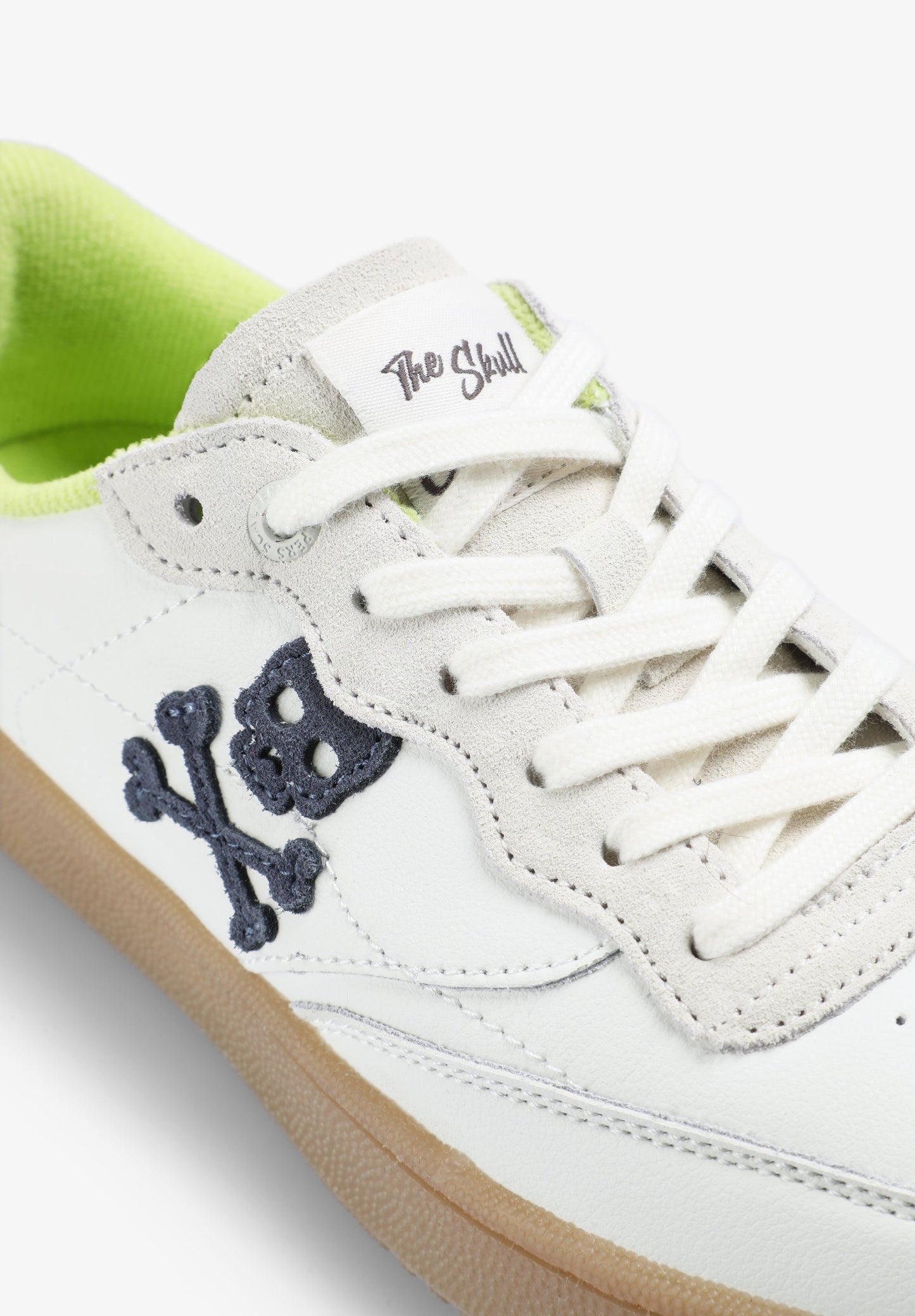 SNEAKERS CALAVERA SUELA CASCO