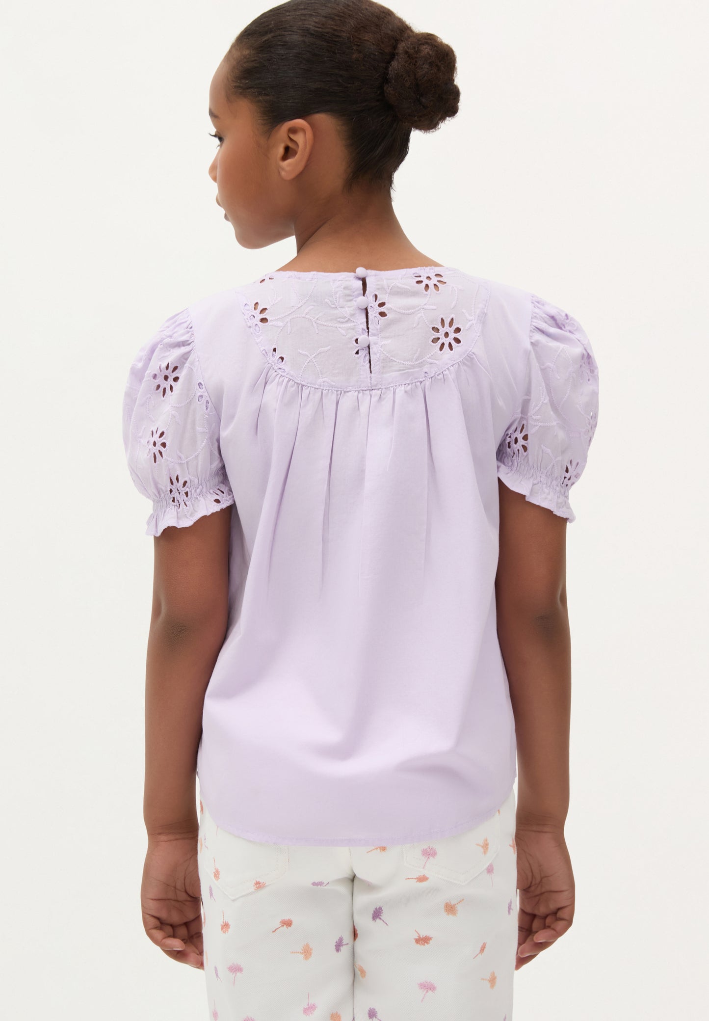 BLUSA MANGAS ABULLONADAS