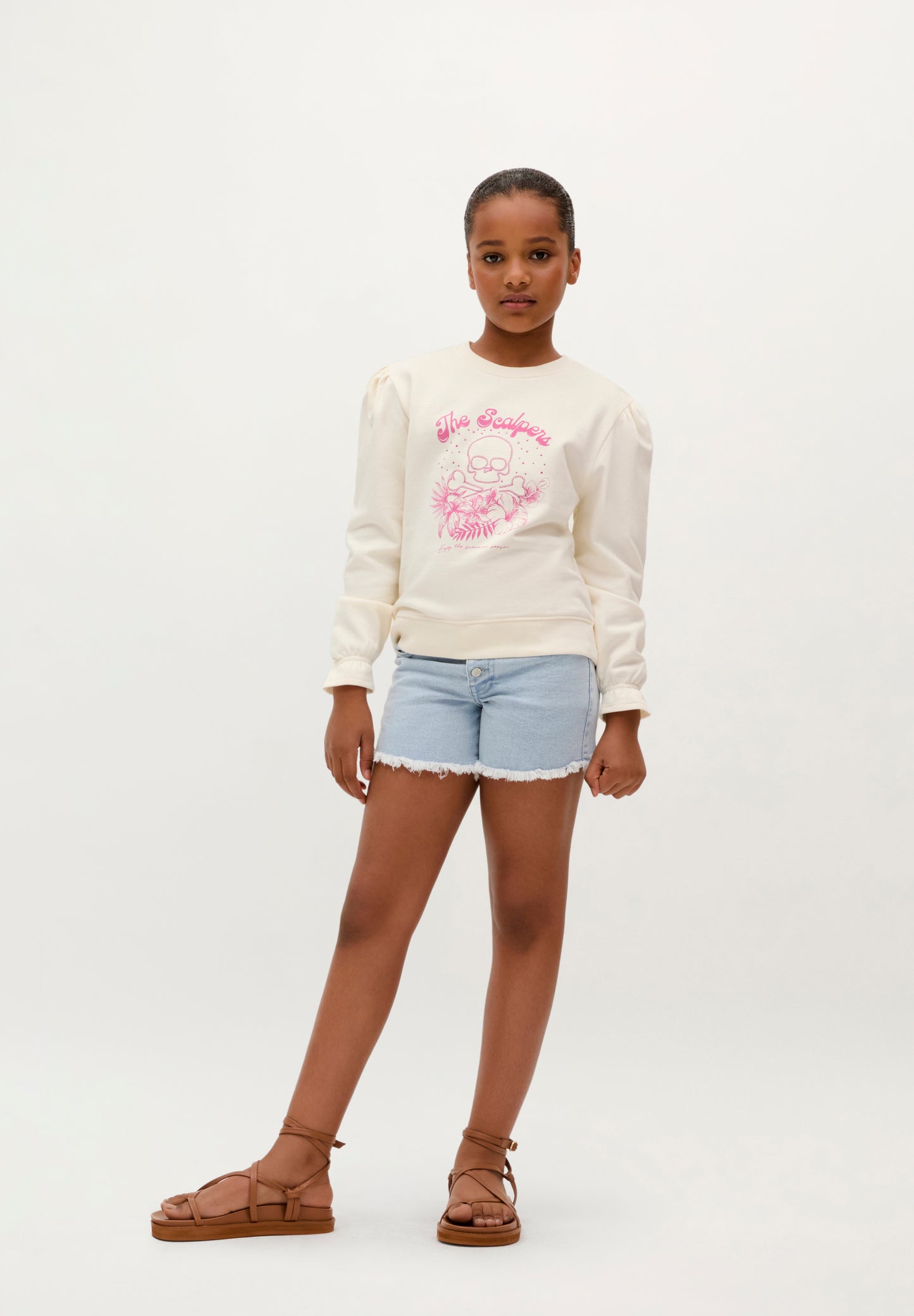 SUDADERA TACHUELAS