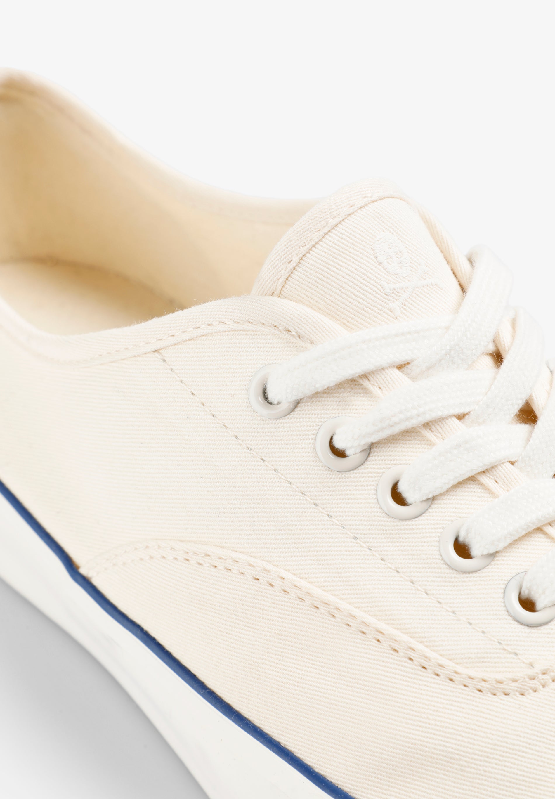 SNEAKERS BAJAS SUELA VULCANIZADA - Scalpers