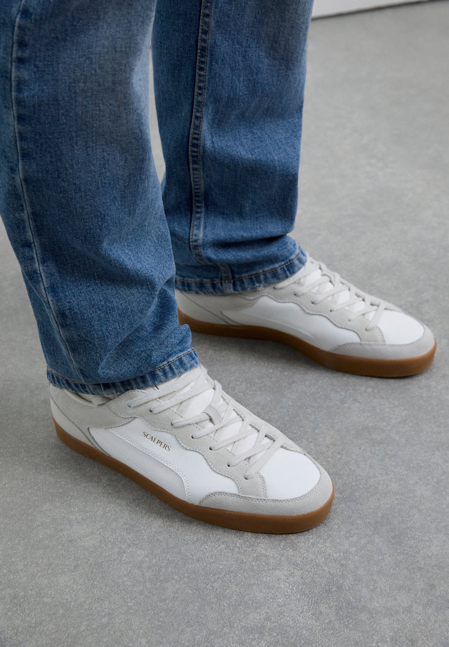 SNEAKERS PIEL ANTE
