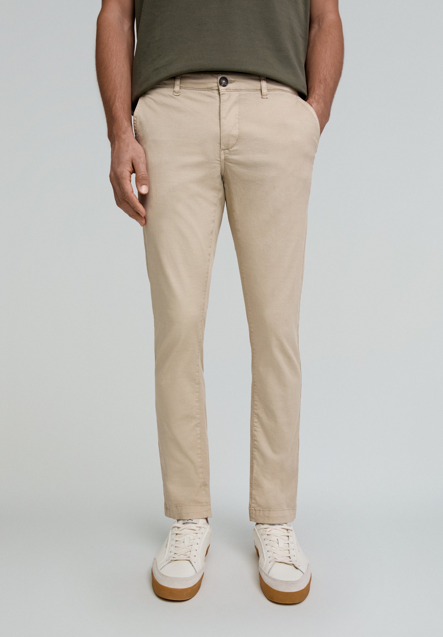 PANTALÓN CHINO CASUAL