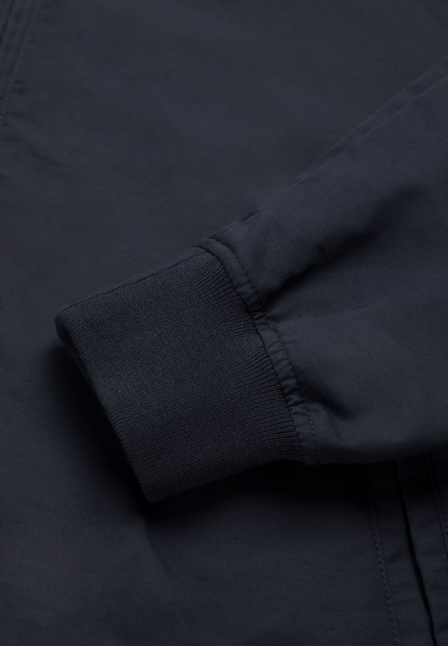 CHAQUETA BOMBER LIGERA