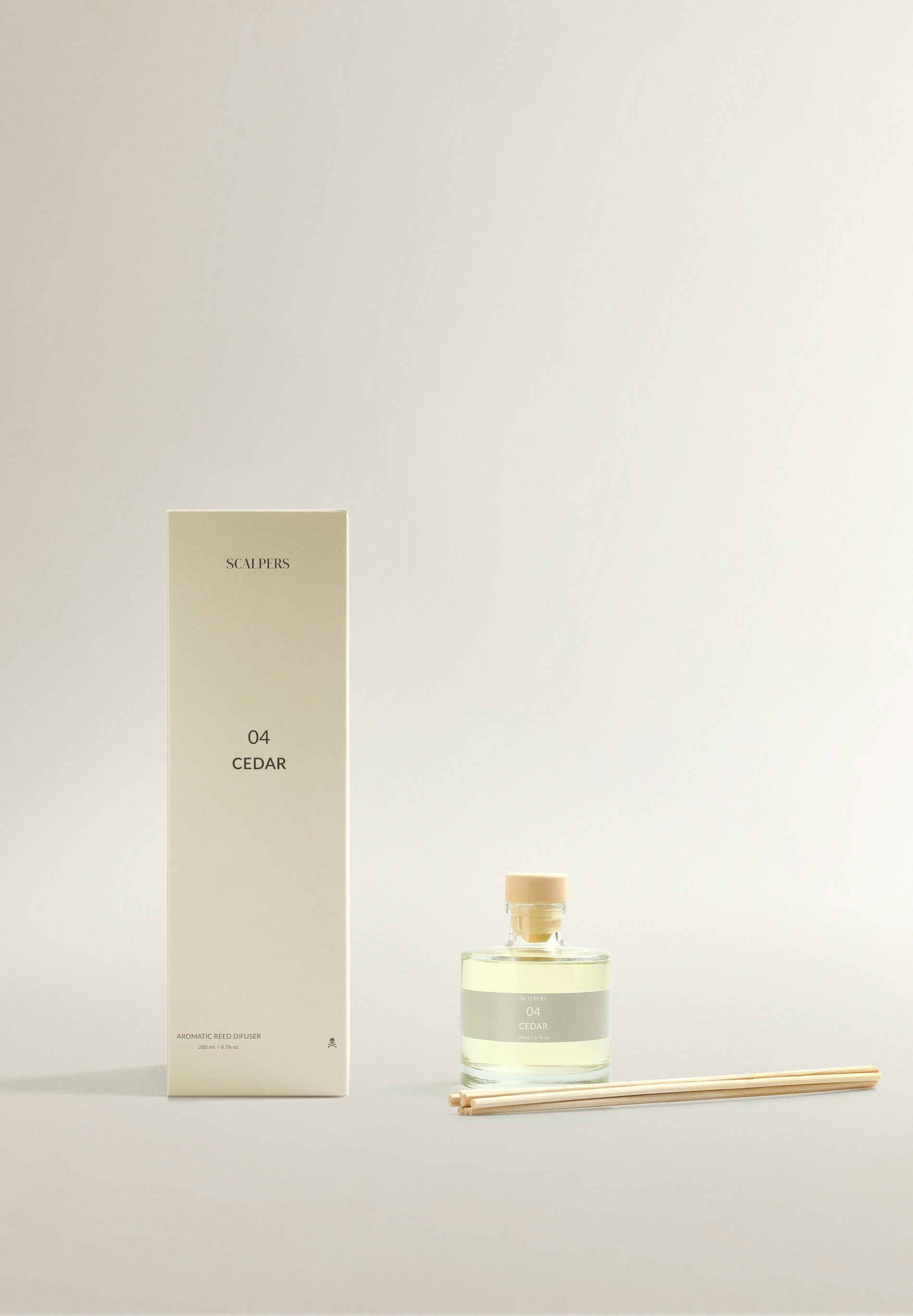 DIFUSOR MIKADO 04 200ML CEDAR - Scalpers