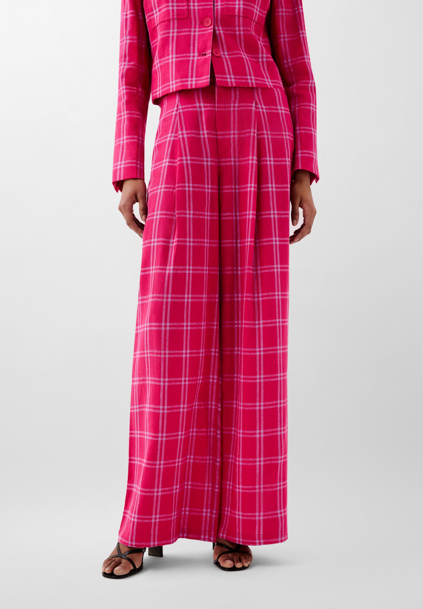 PANTALÓN PINZAS LINO CUADROS