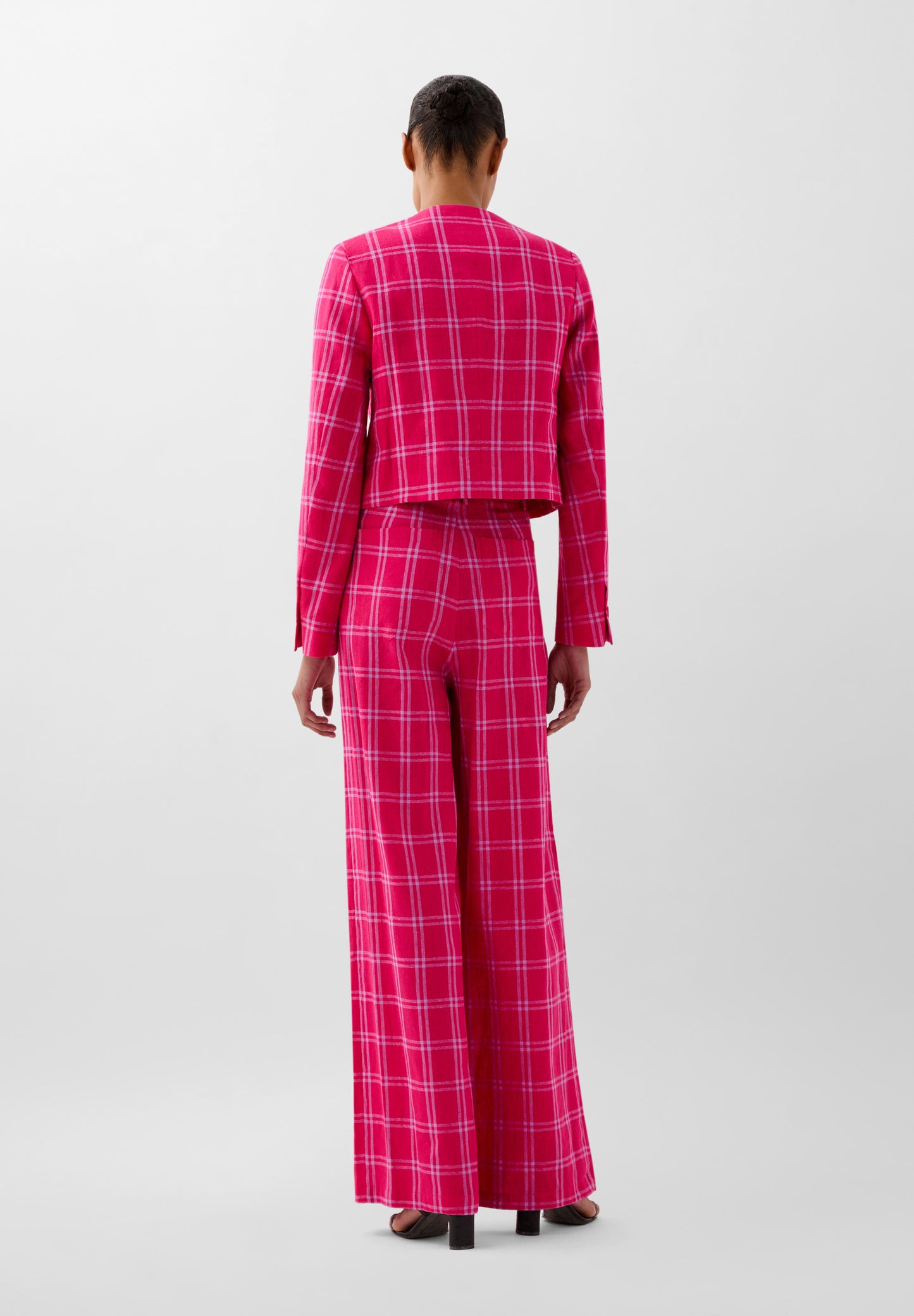 PANTALÓN PINZAS LINO CUADROS