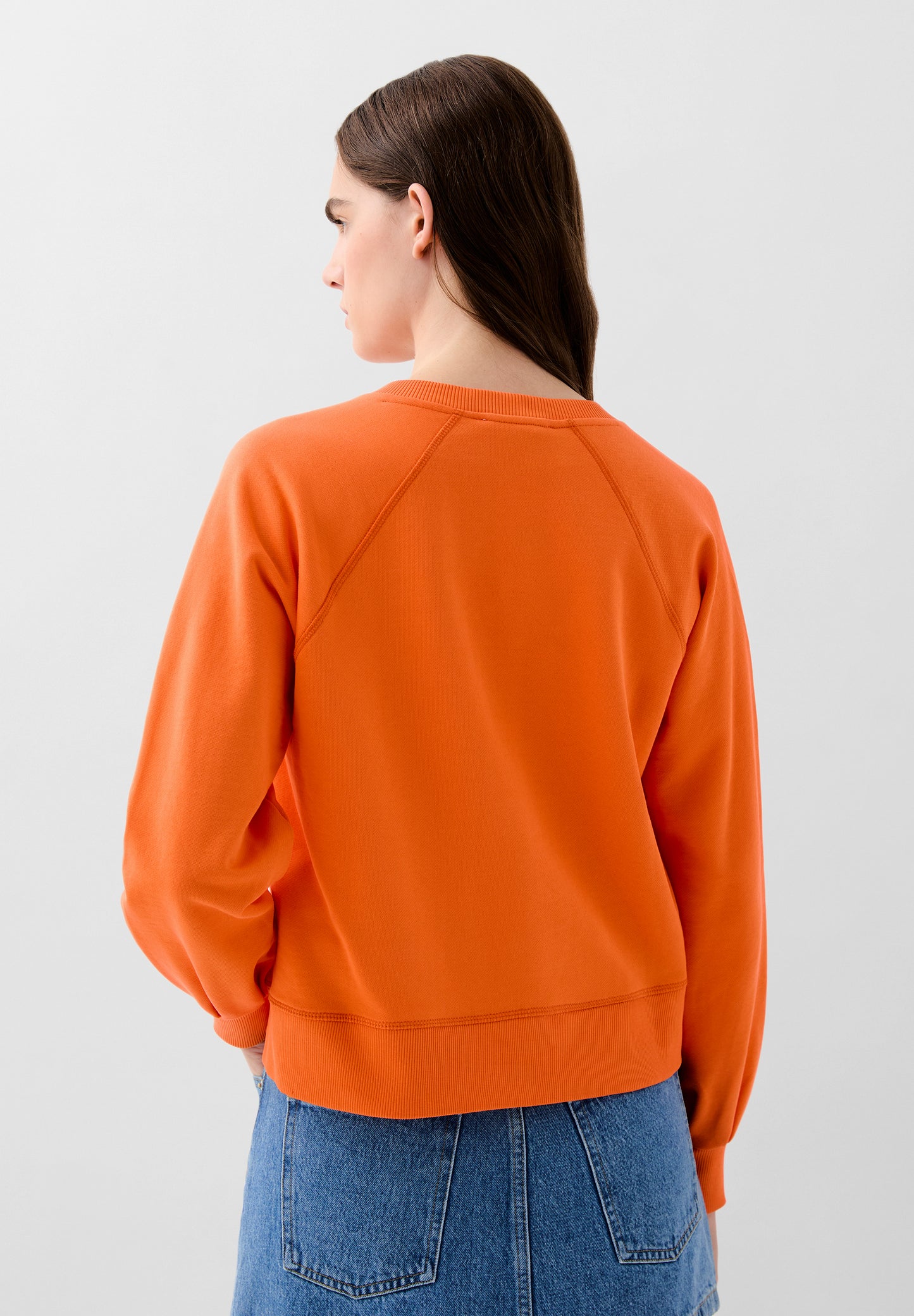 SUDADERA BORDADO CONTRASTE