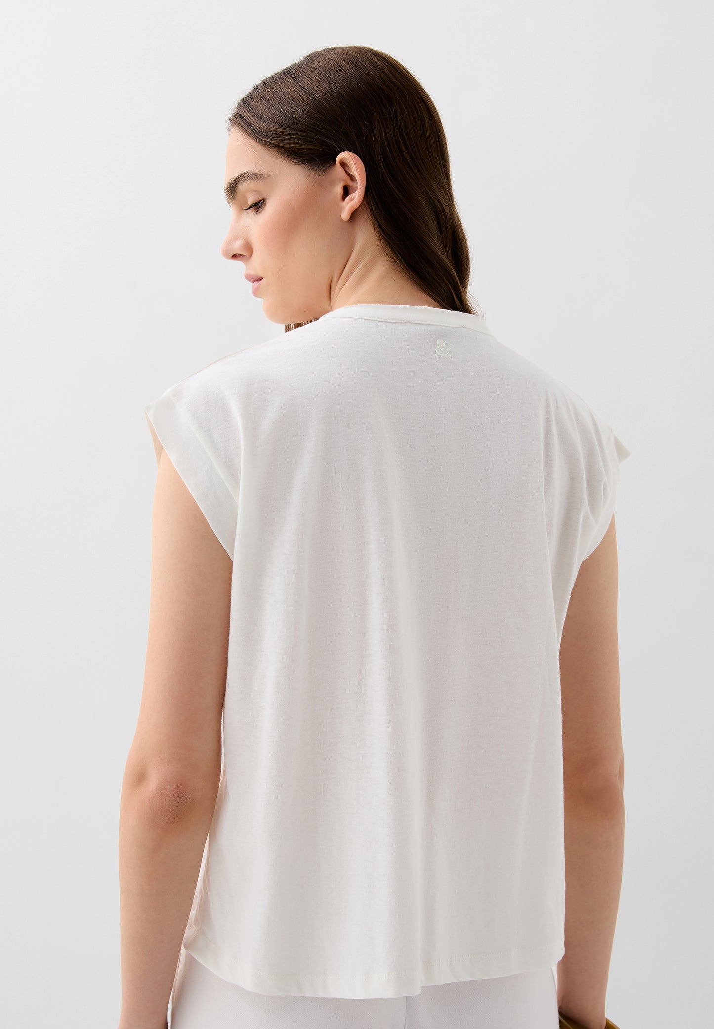CAMISETA DETALLES STRASS SOLES
