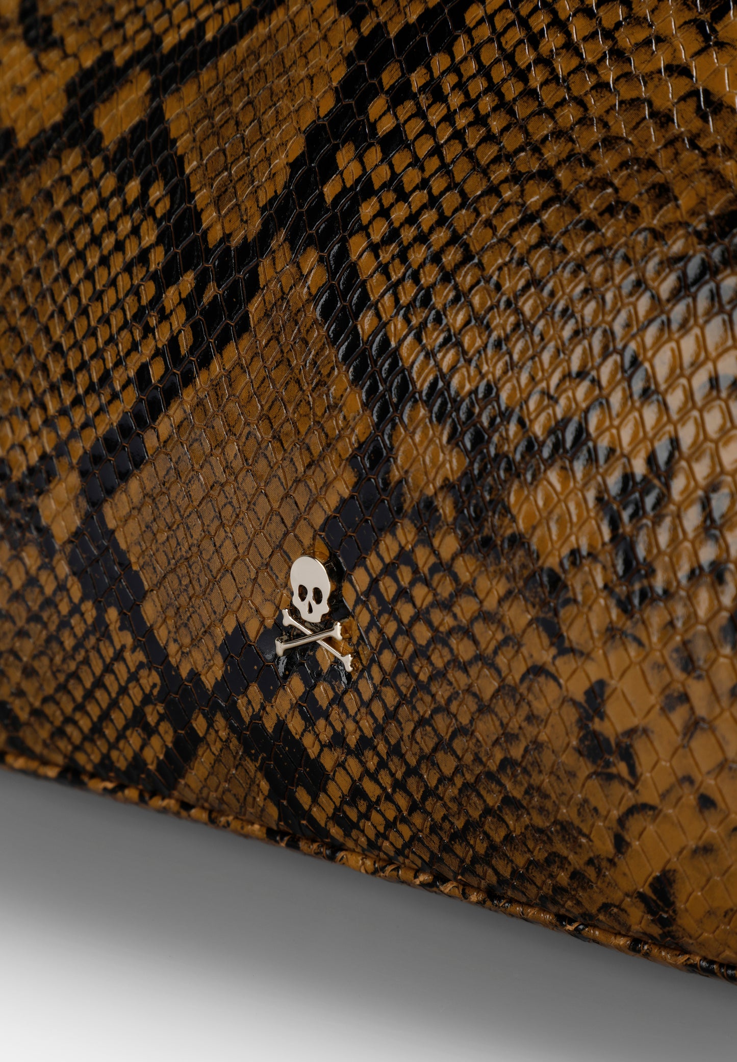 SCSNAKE BAG