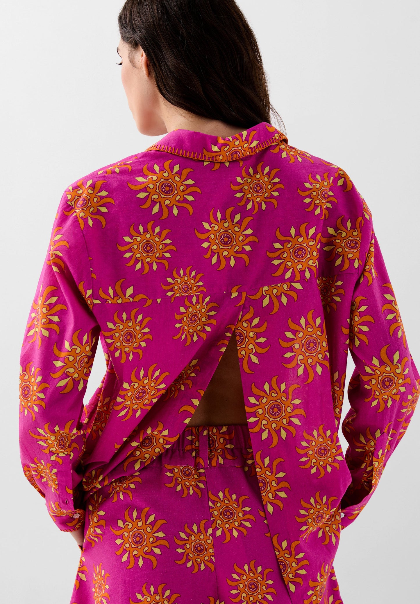 CAMISA ESTAMPADA 100% ALGODÓN