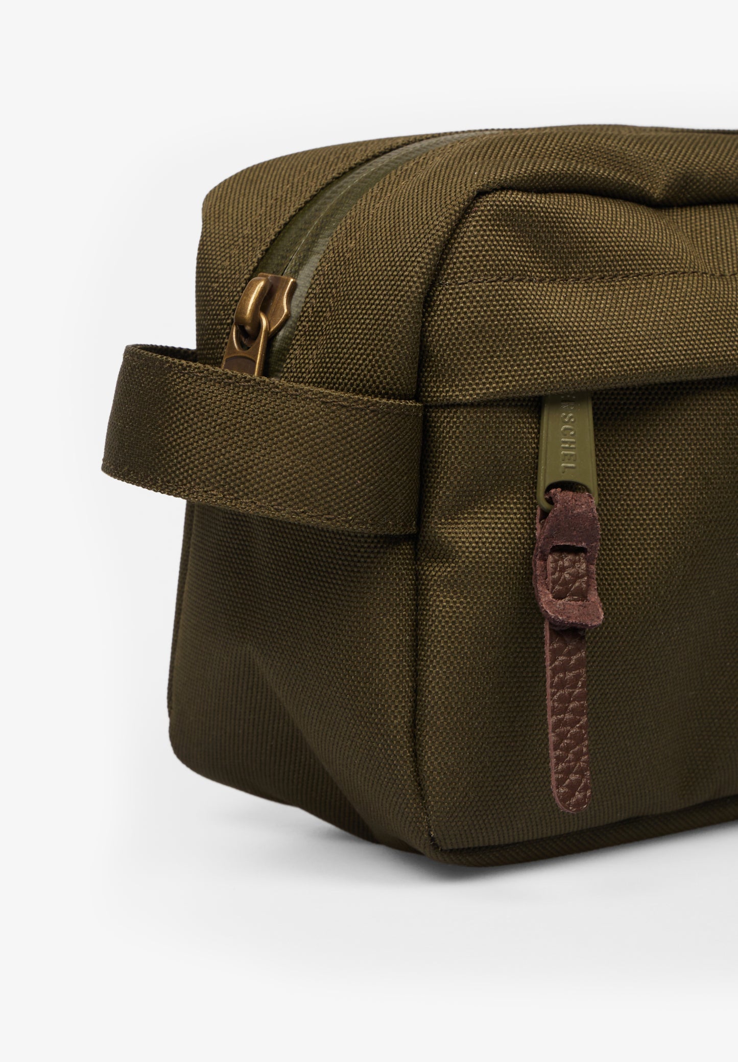 HERSCHEL | CHAPTER SMALL TRAVEL KIT