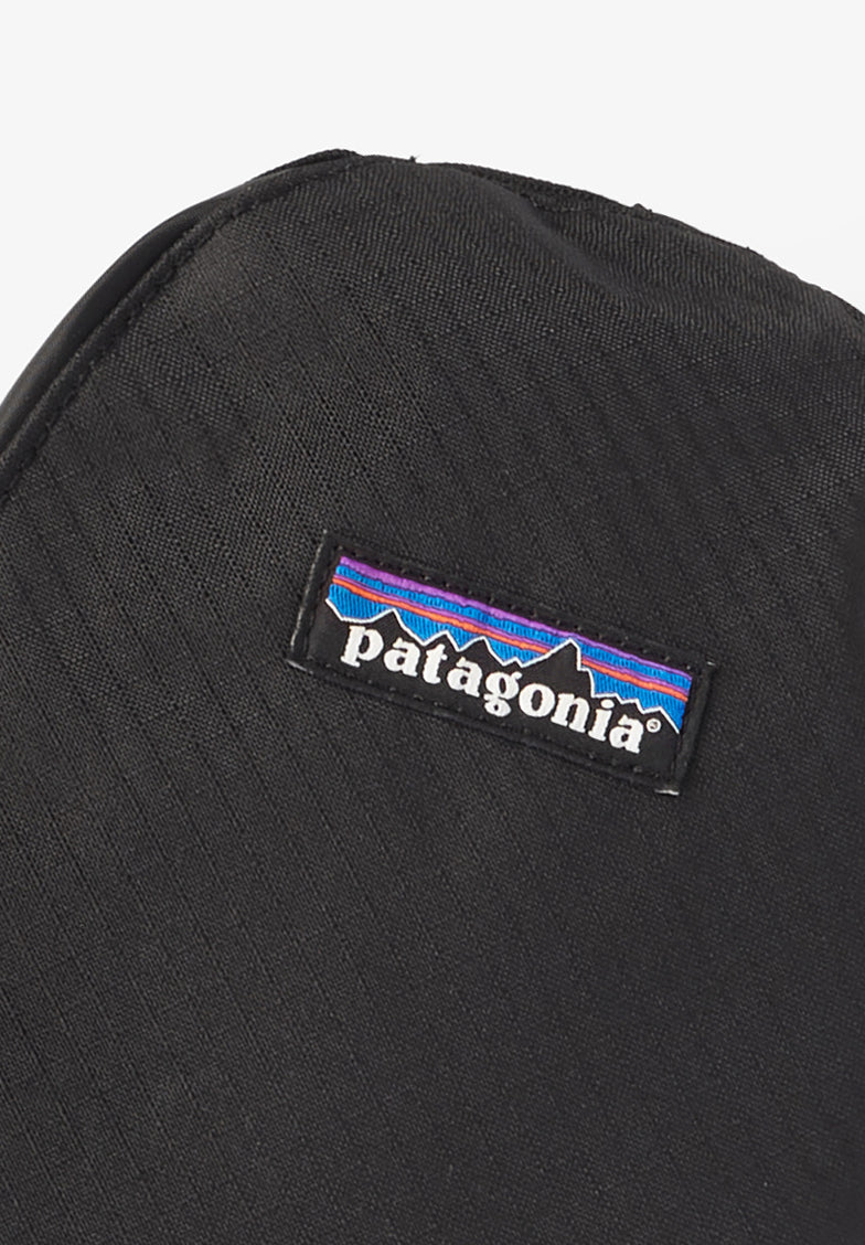 PATAGONIA | NECESER BLACK HOLE CUBE 3L