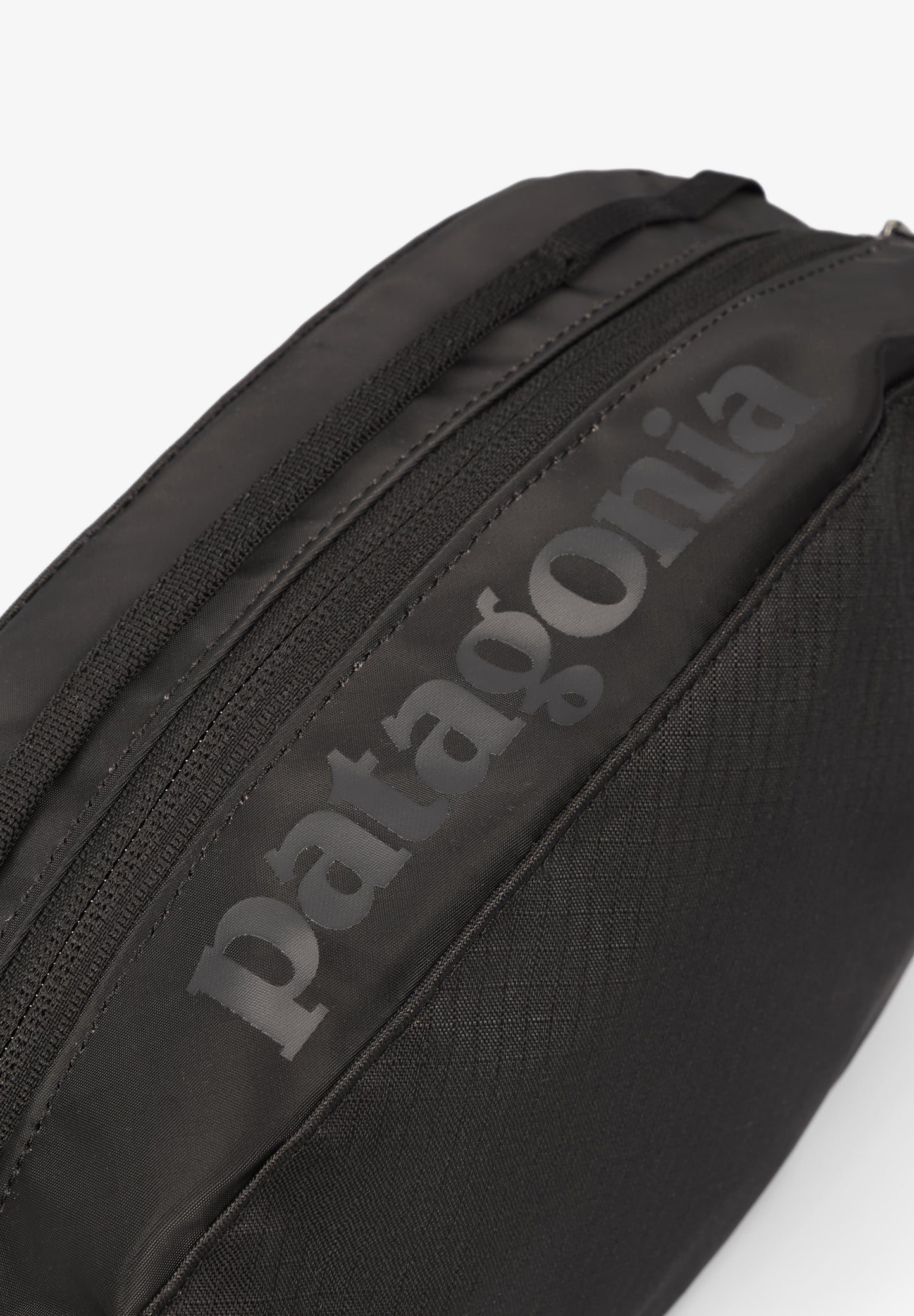 PATAGONIA | NECESER BLACK HOLE CUBE 3L