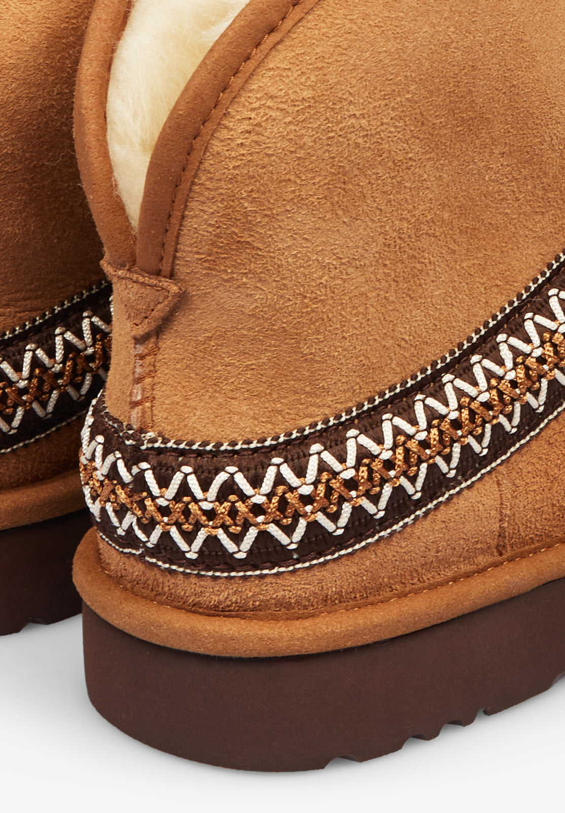 UGG | W CLASSIC MINI CRESCENT