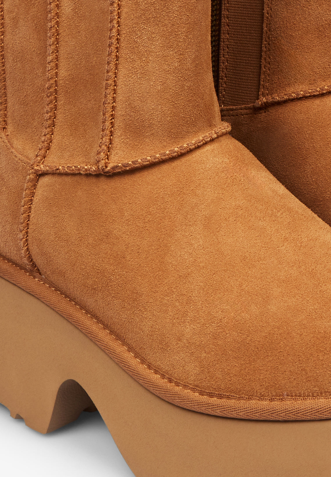 UGG | W CLASSIC TWIN SEAM NEW HEIGHTS - Scalpers