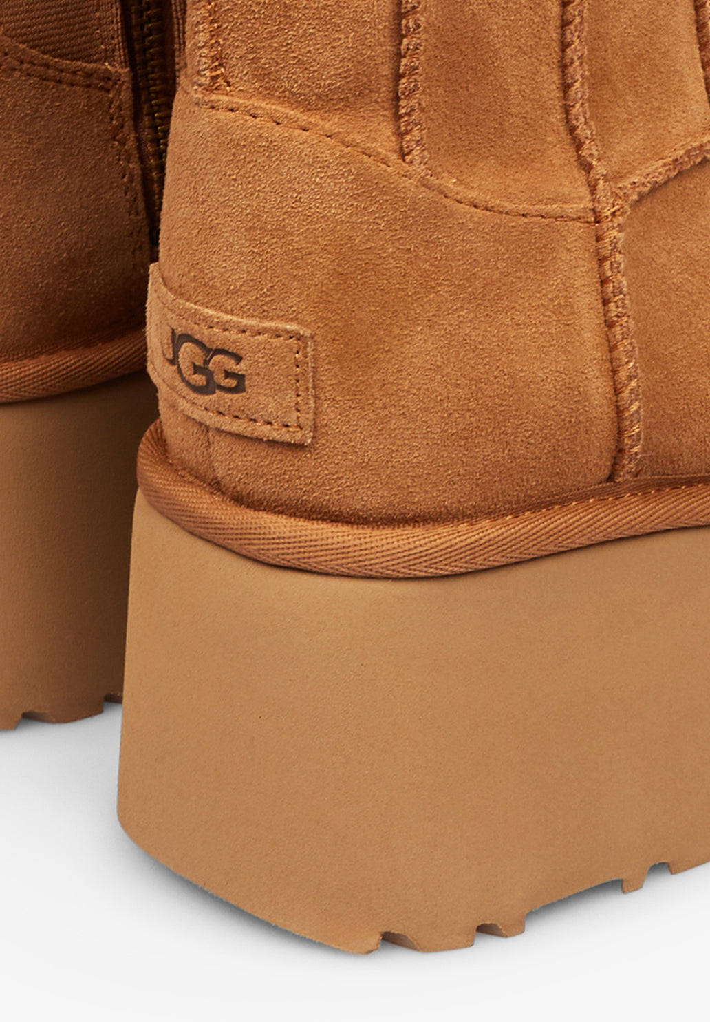 UGG | W CLASSIC TWIN SEAM NEW HEIGHTS