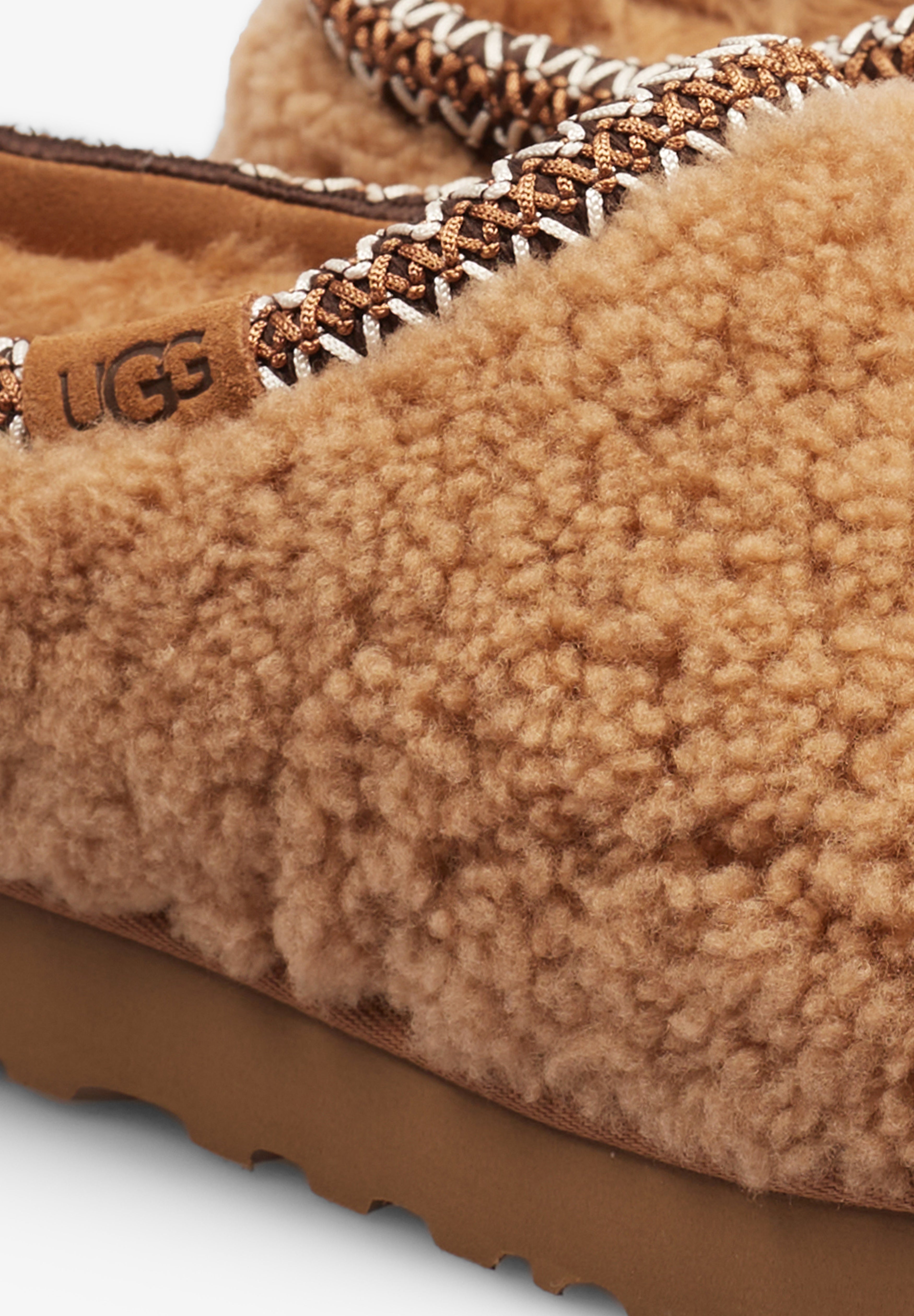 UGG | ZAPATILLAS TASMAN MAXI CURLY MUJER - Scalpers