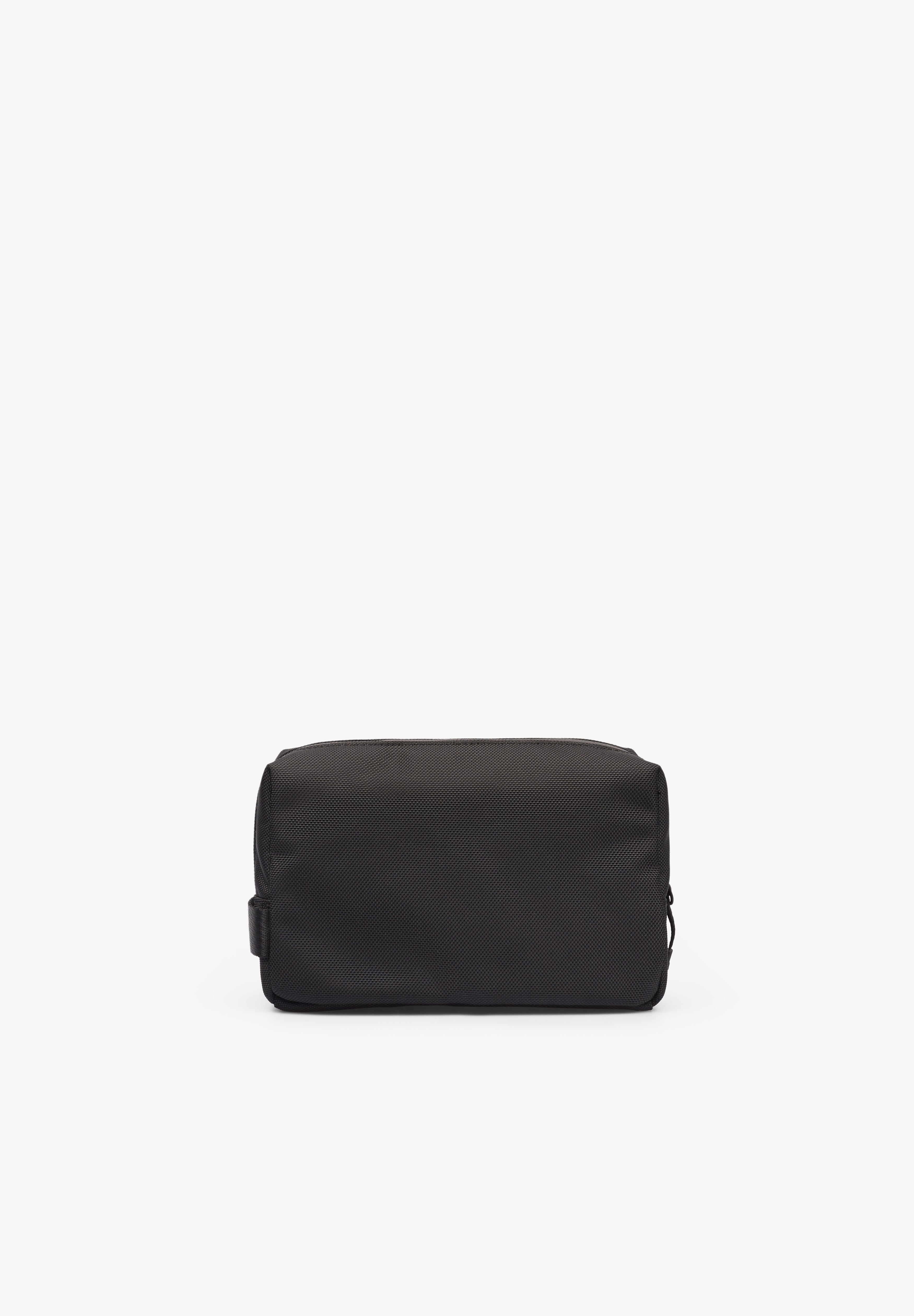 MINIMALISM BRAND | NECESER MINIMALISM DE POLIÉSTER RECICLADO - Scalpers