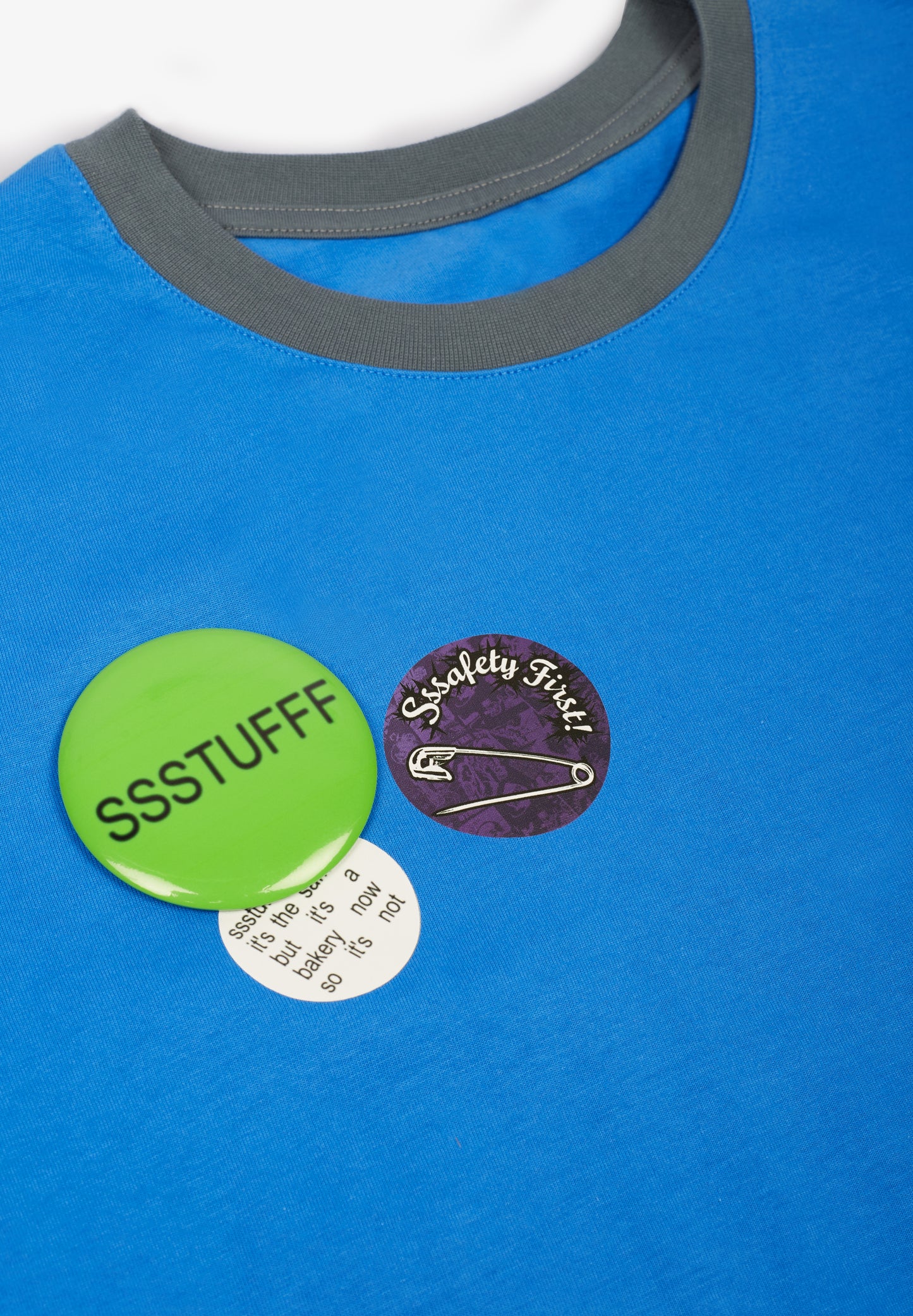 SSSTUFFF | CAMISETA PINS