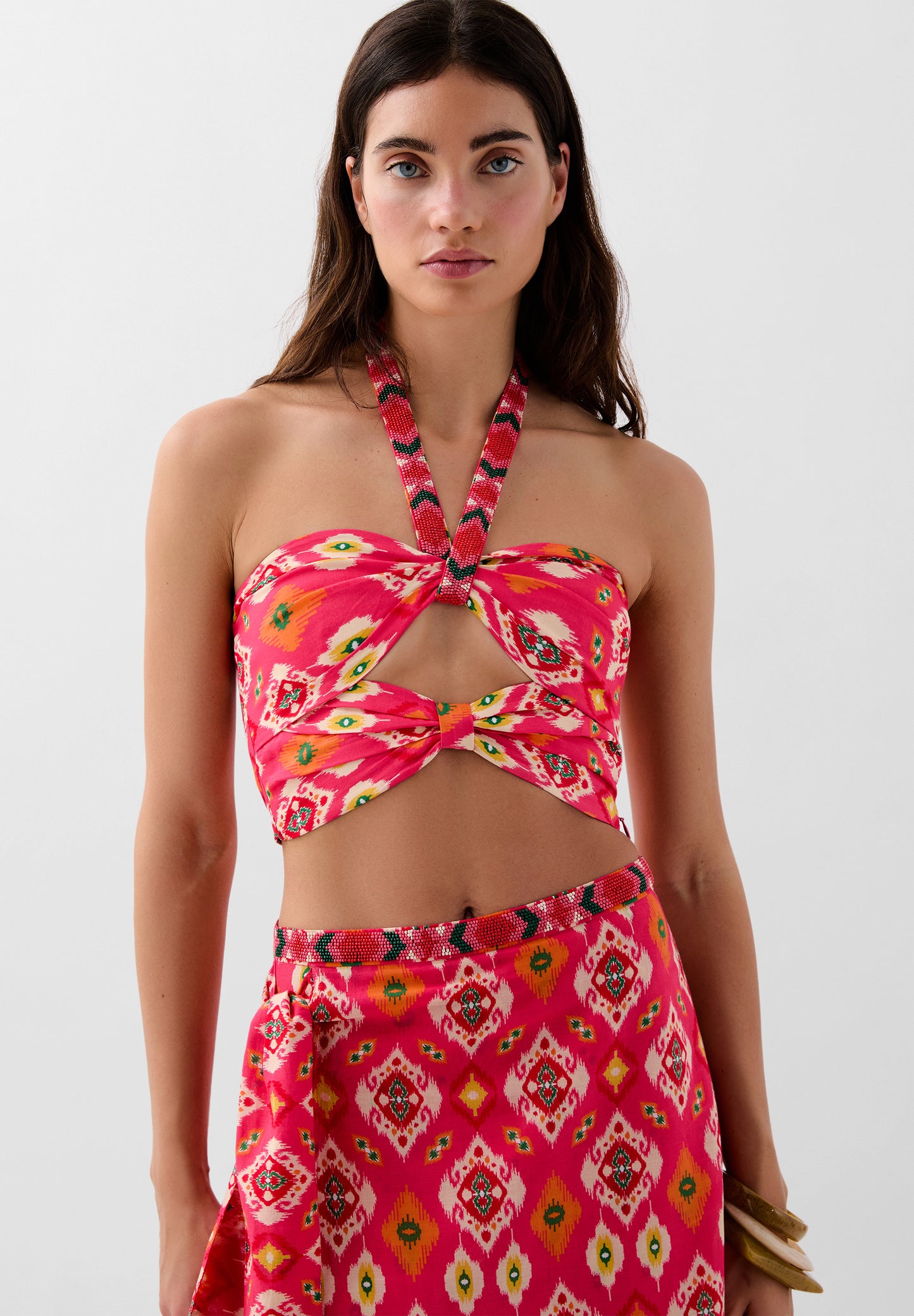 TOP ESTAMPADO ÉTNICO CUENTAS