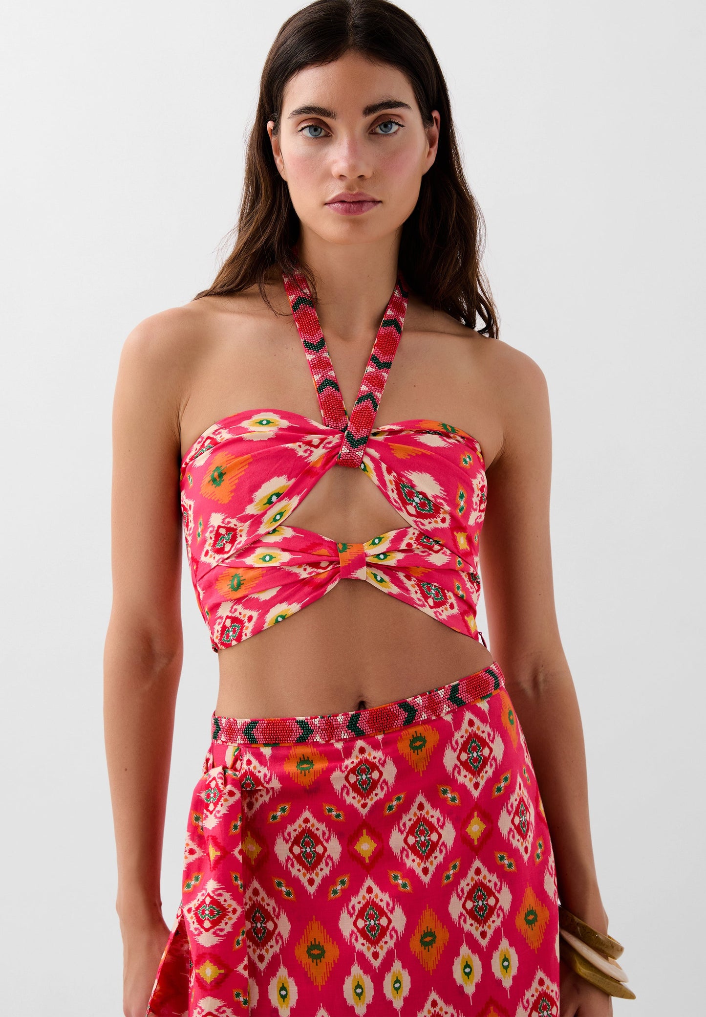 TOP ESTAMPADO ÉTNICO CUENTAS